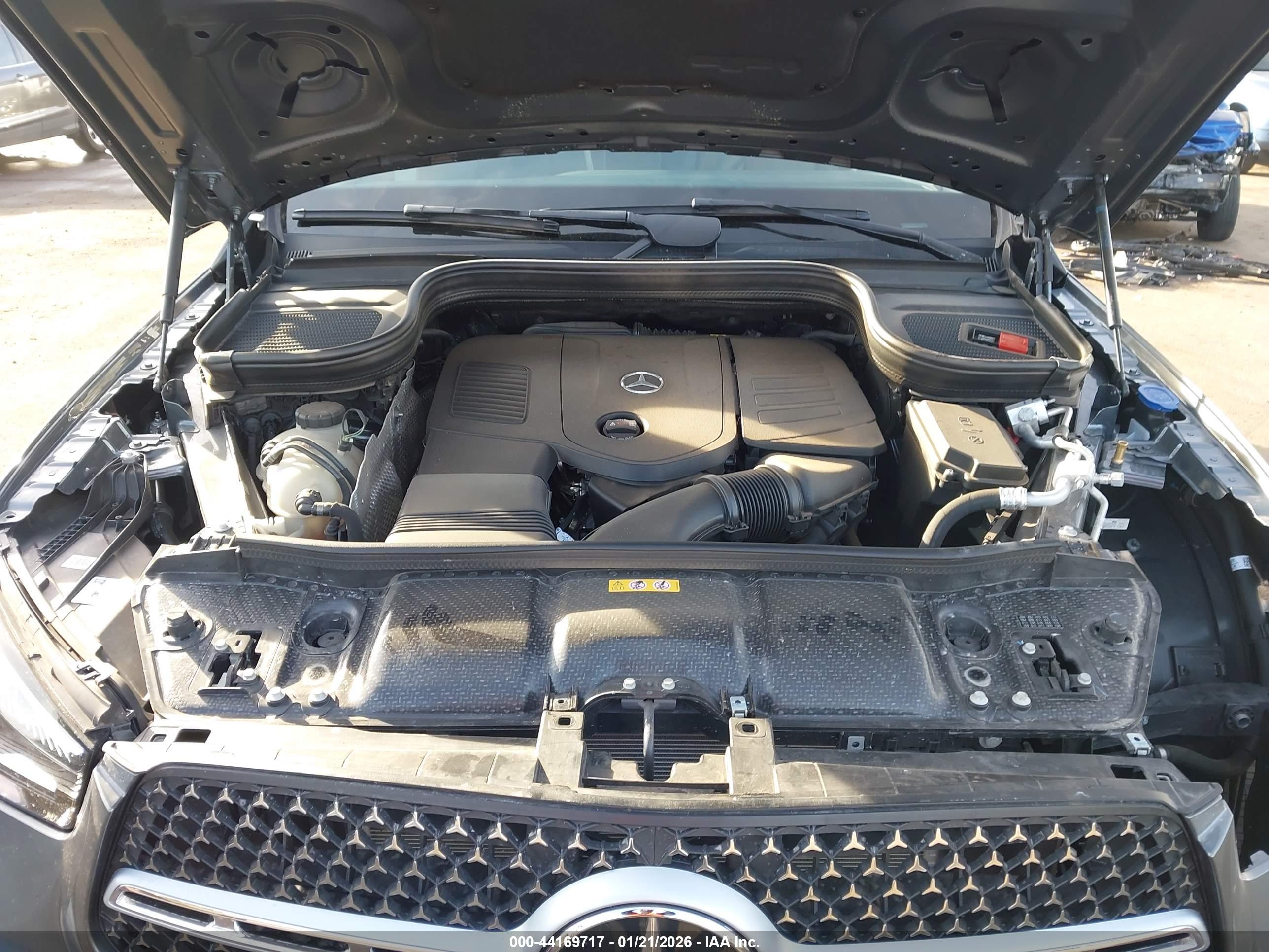 MERCEDES-BENZ GLE image 10