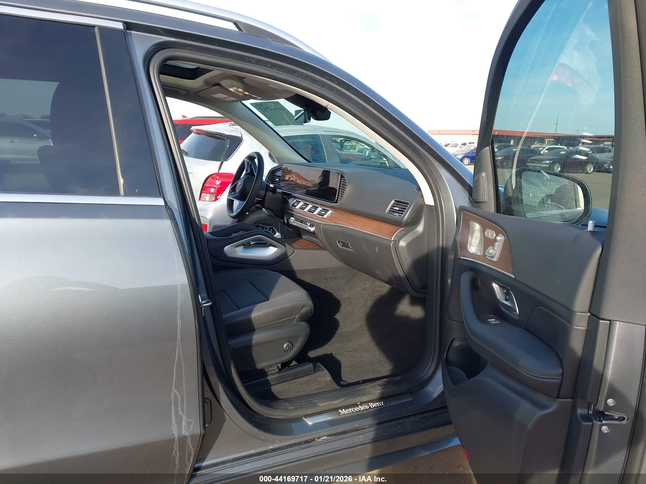 MERCEDES-BENZ GLE image 5