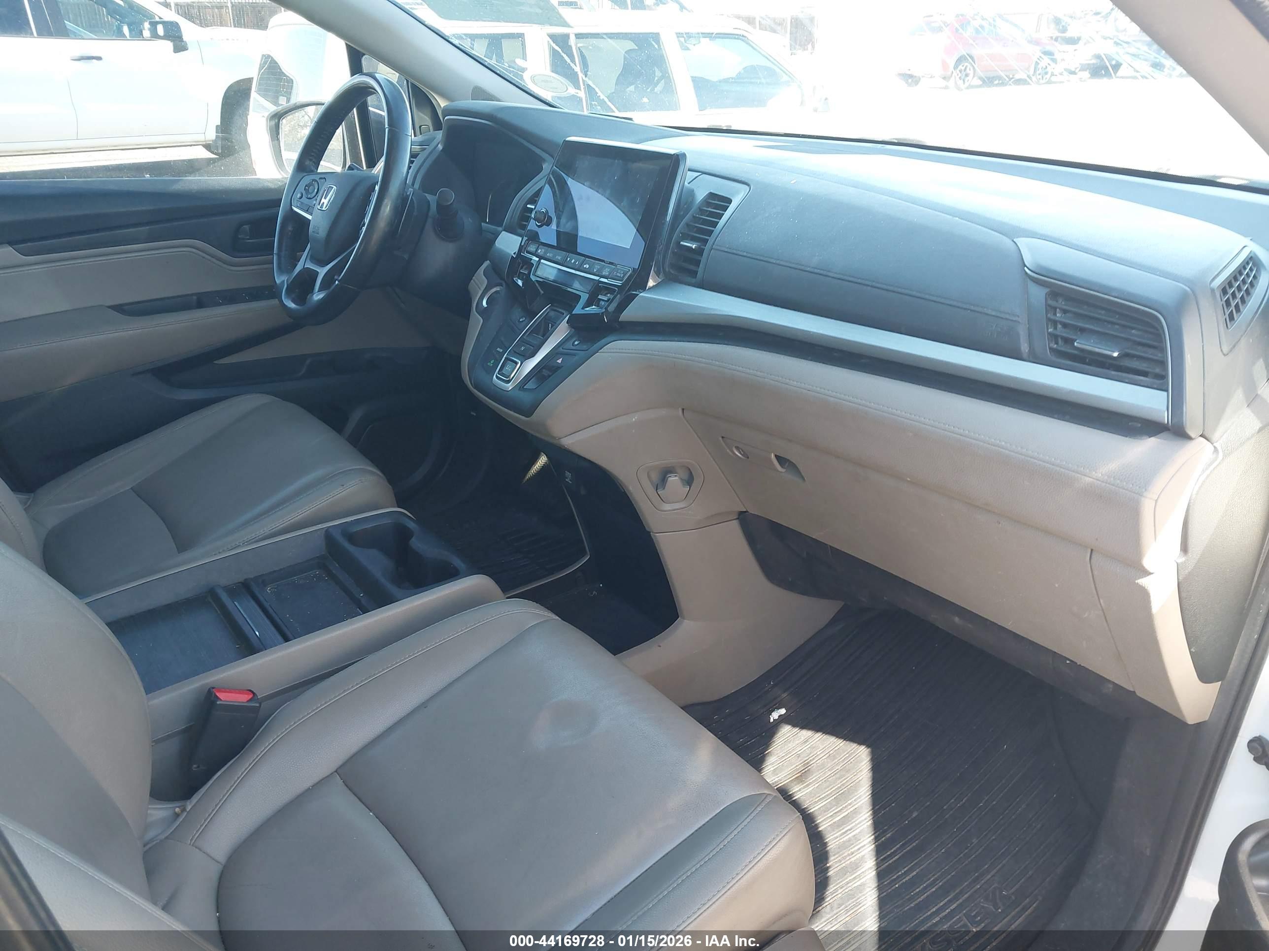 HONDA ODYSSEY image 5