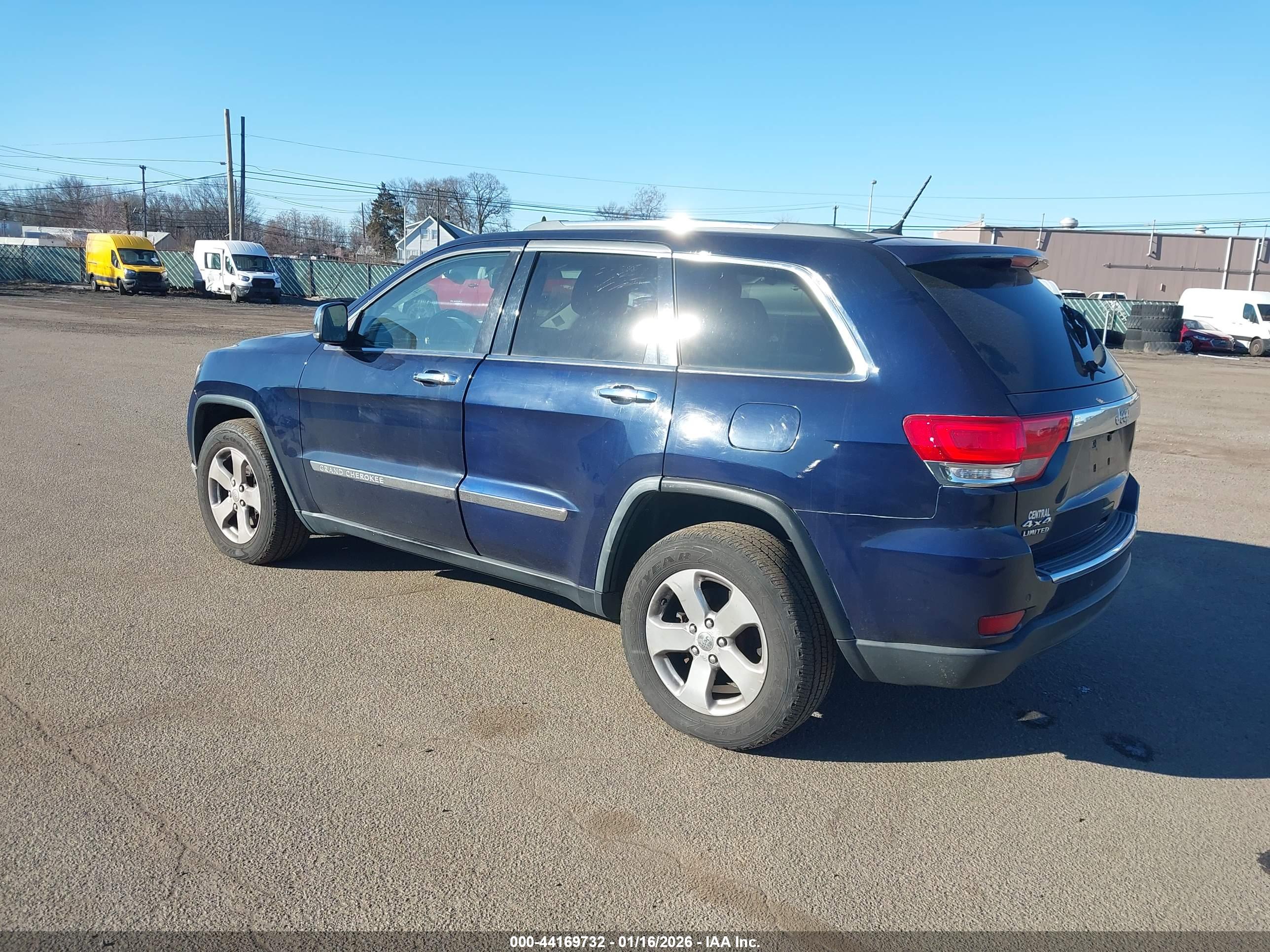 JEEP GRAND image 3