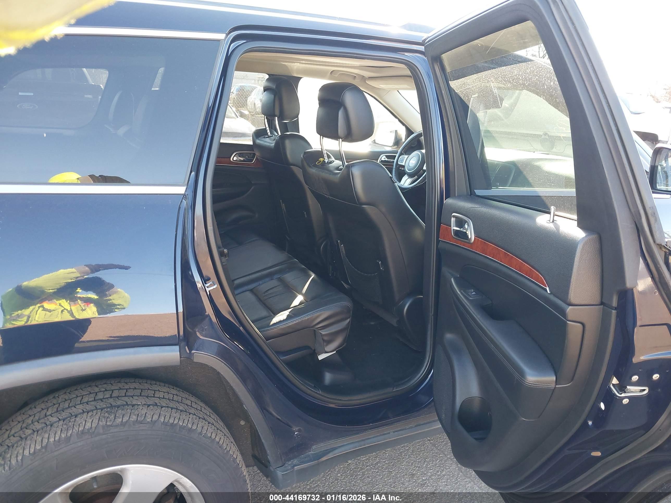 JEEP GRAND image 8