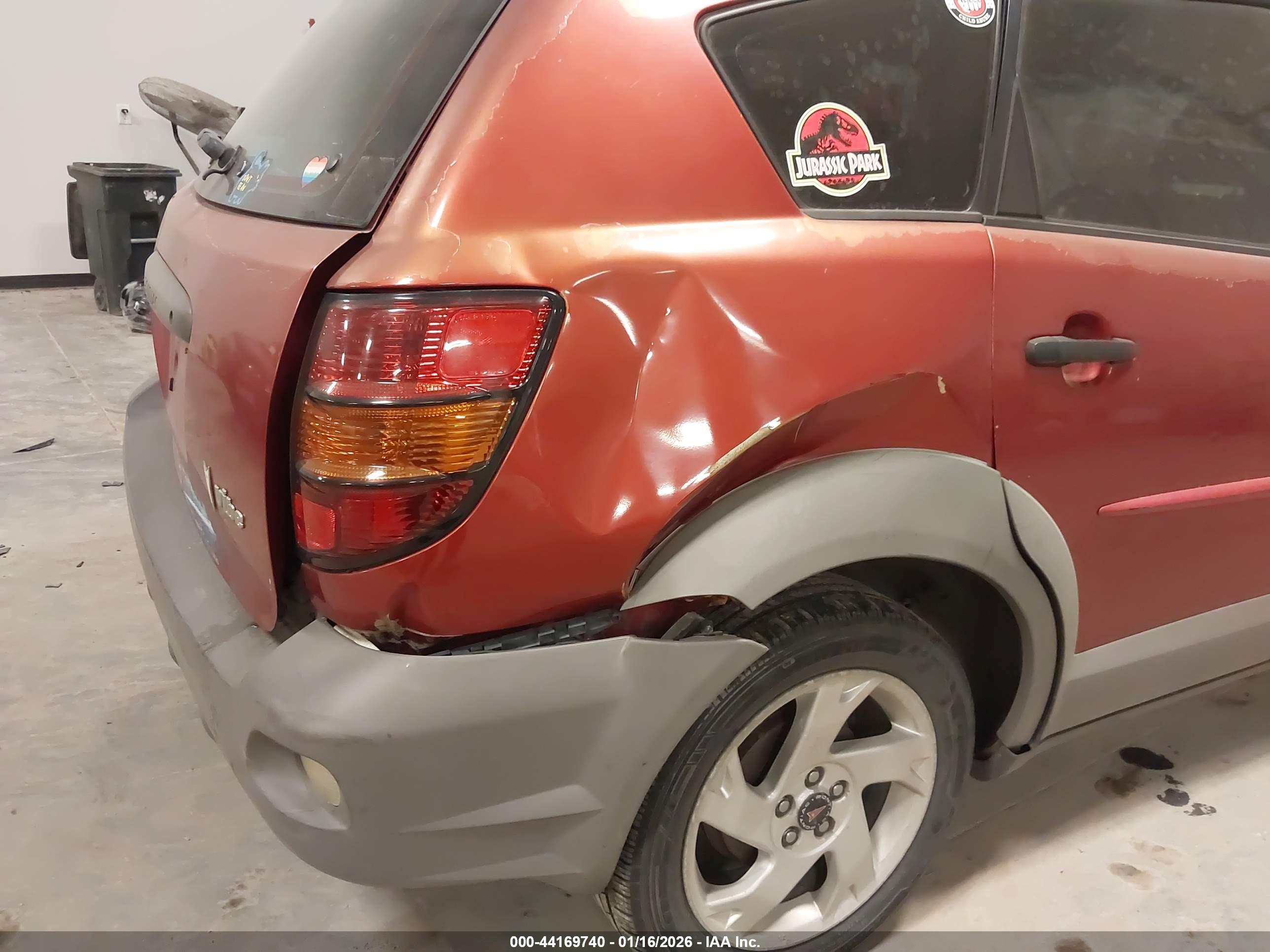 PONTIAC VIBE image 6