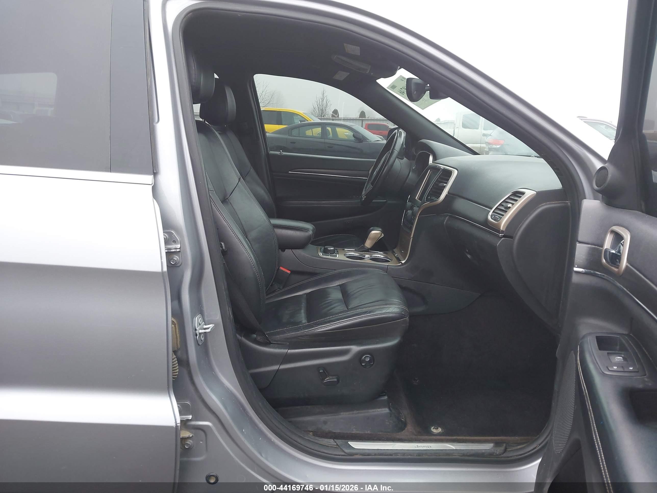 JEEP GRAND image 5