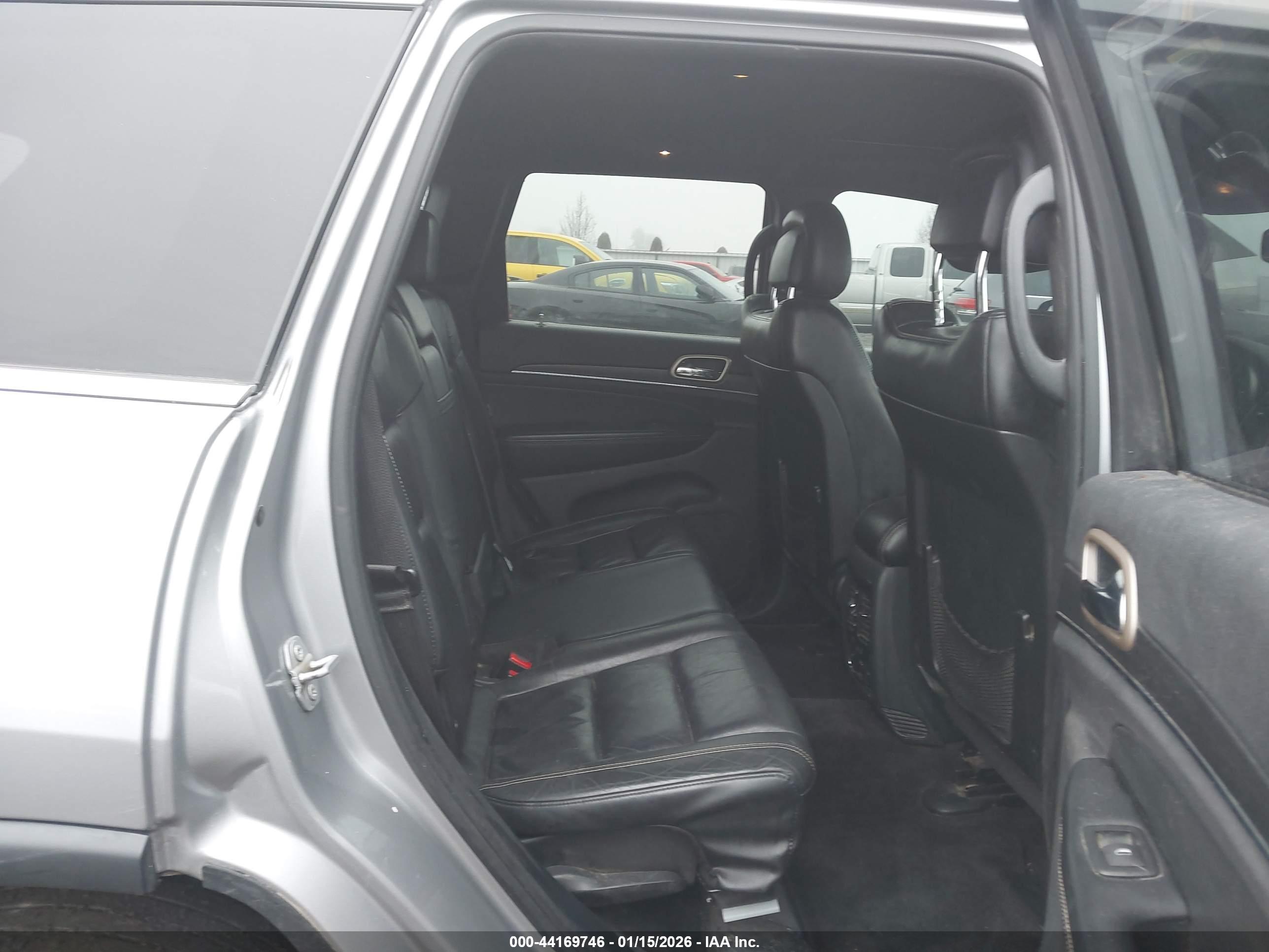 JEEP GRAND image 8