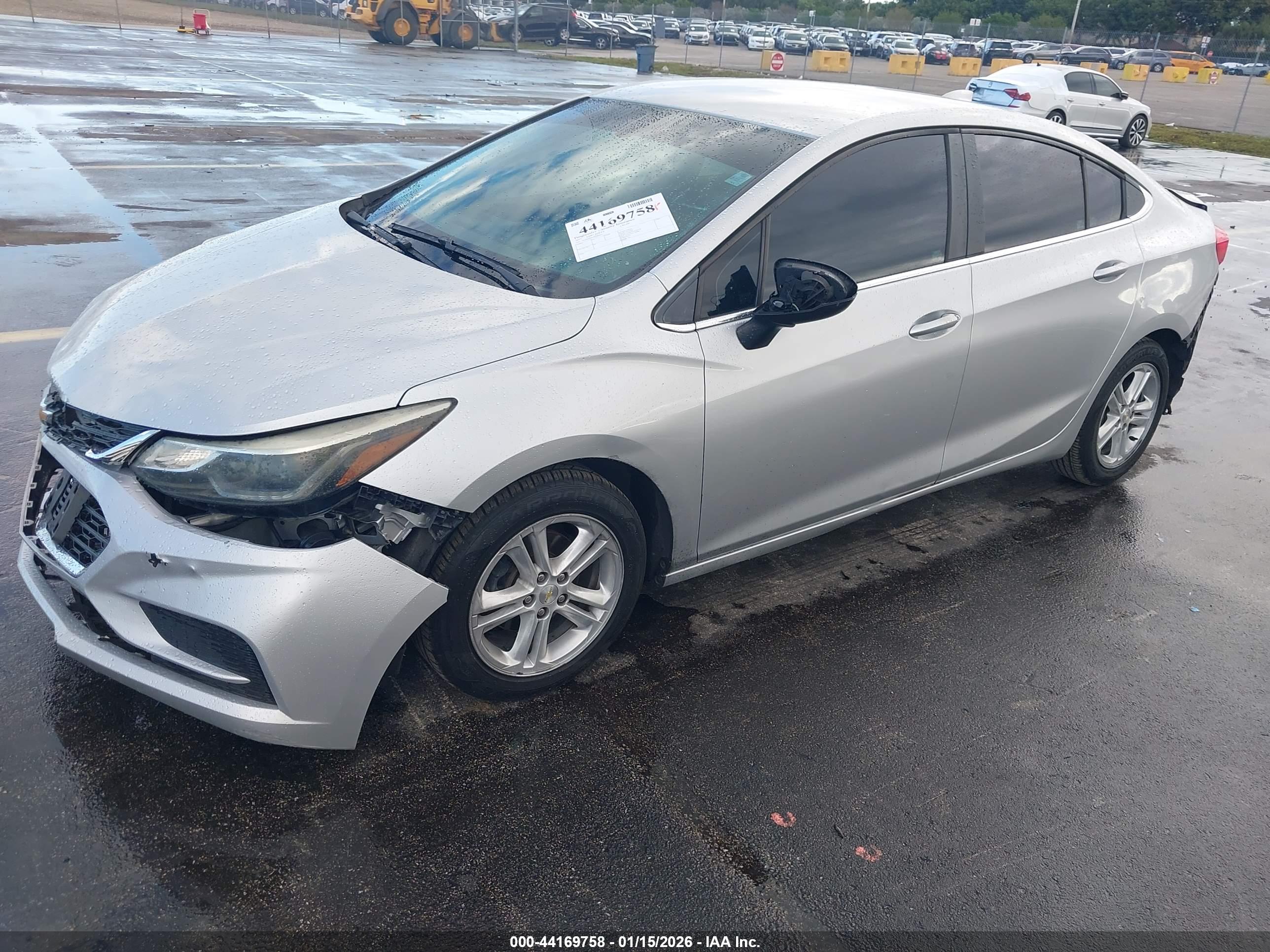 CHEVROLET CRUZE image 2