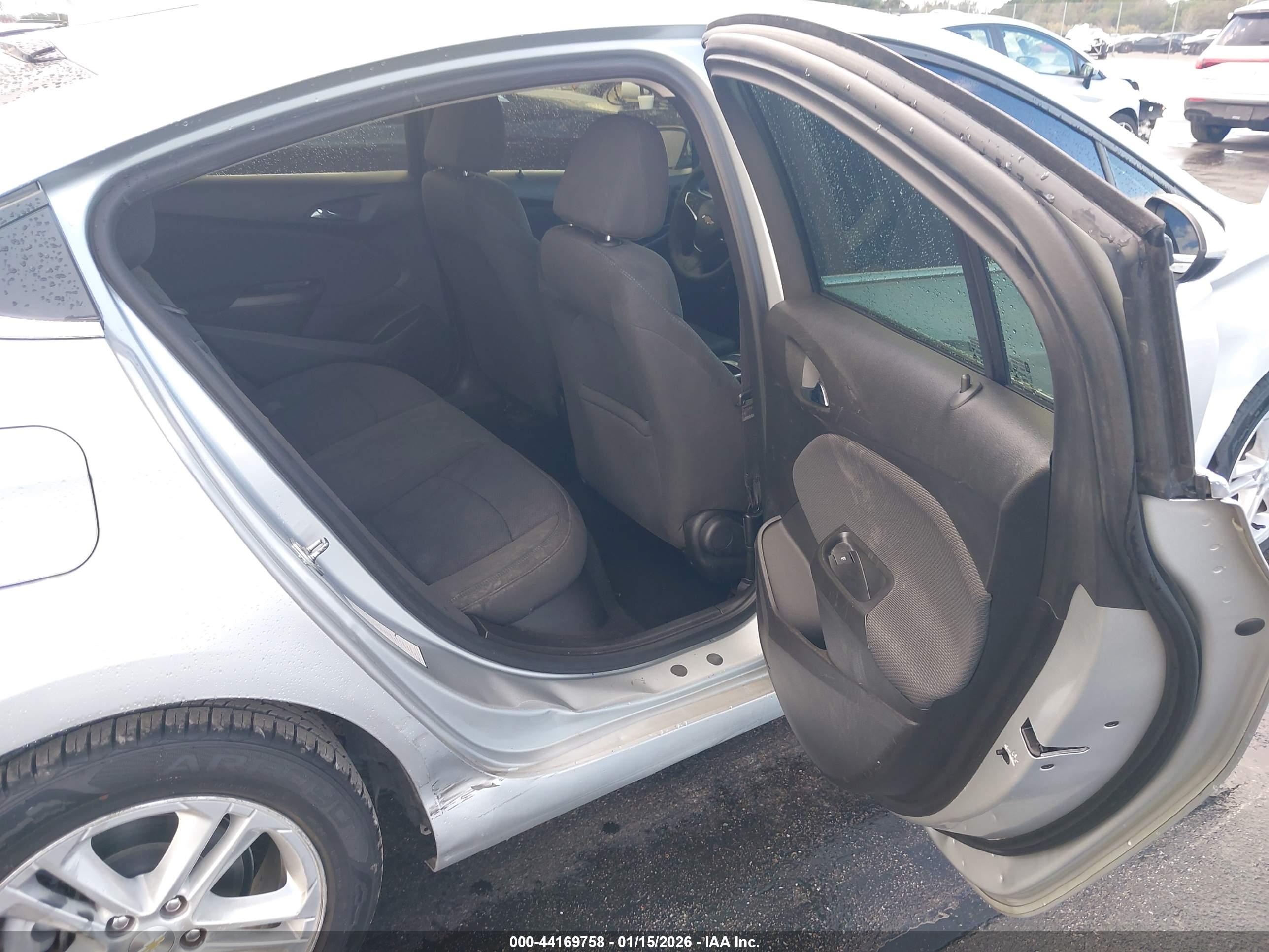 CHEVROLET CRUZE image 8