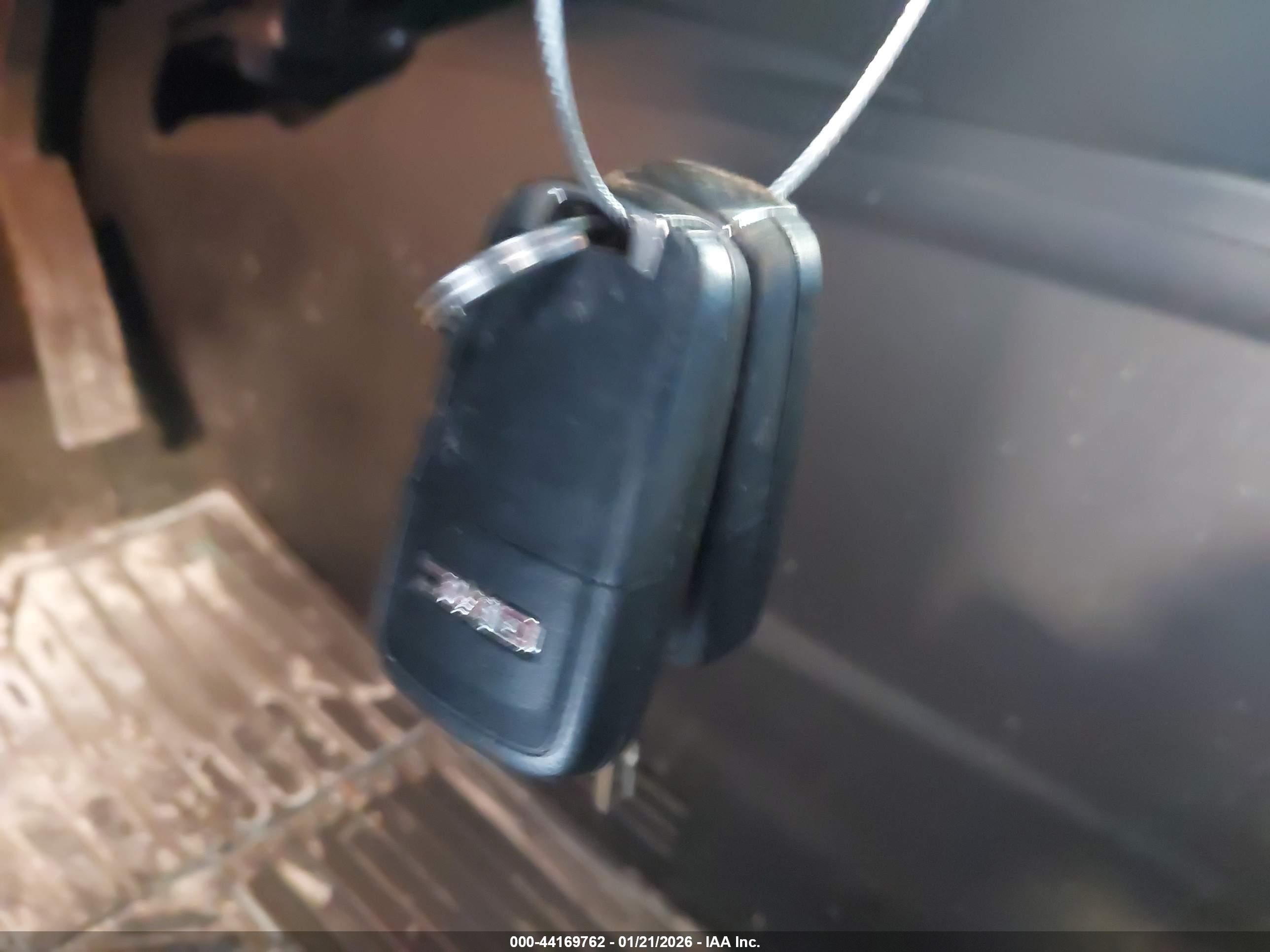 GMC TERRAIN image 11