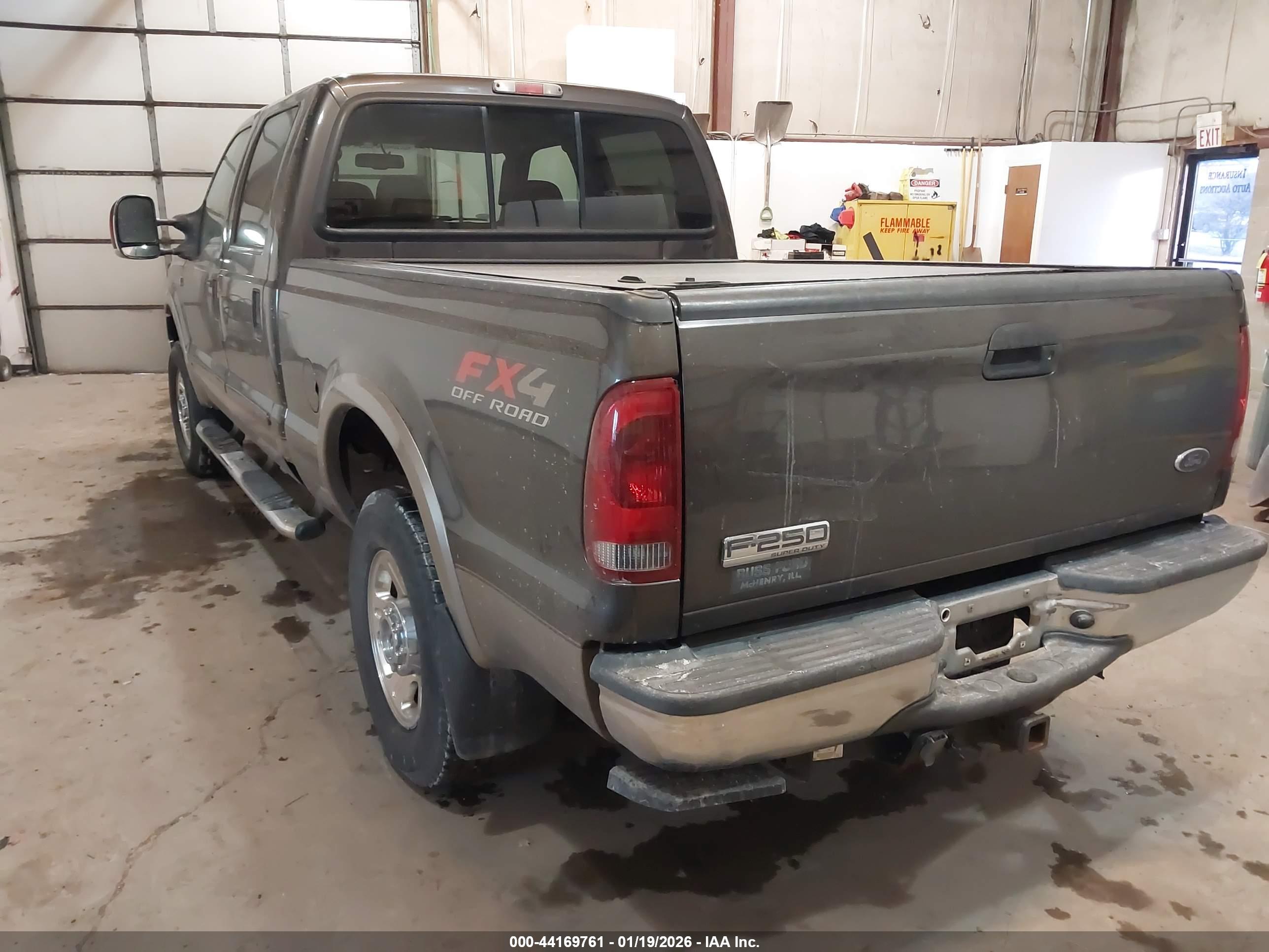 FORD F-250 image 3