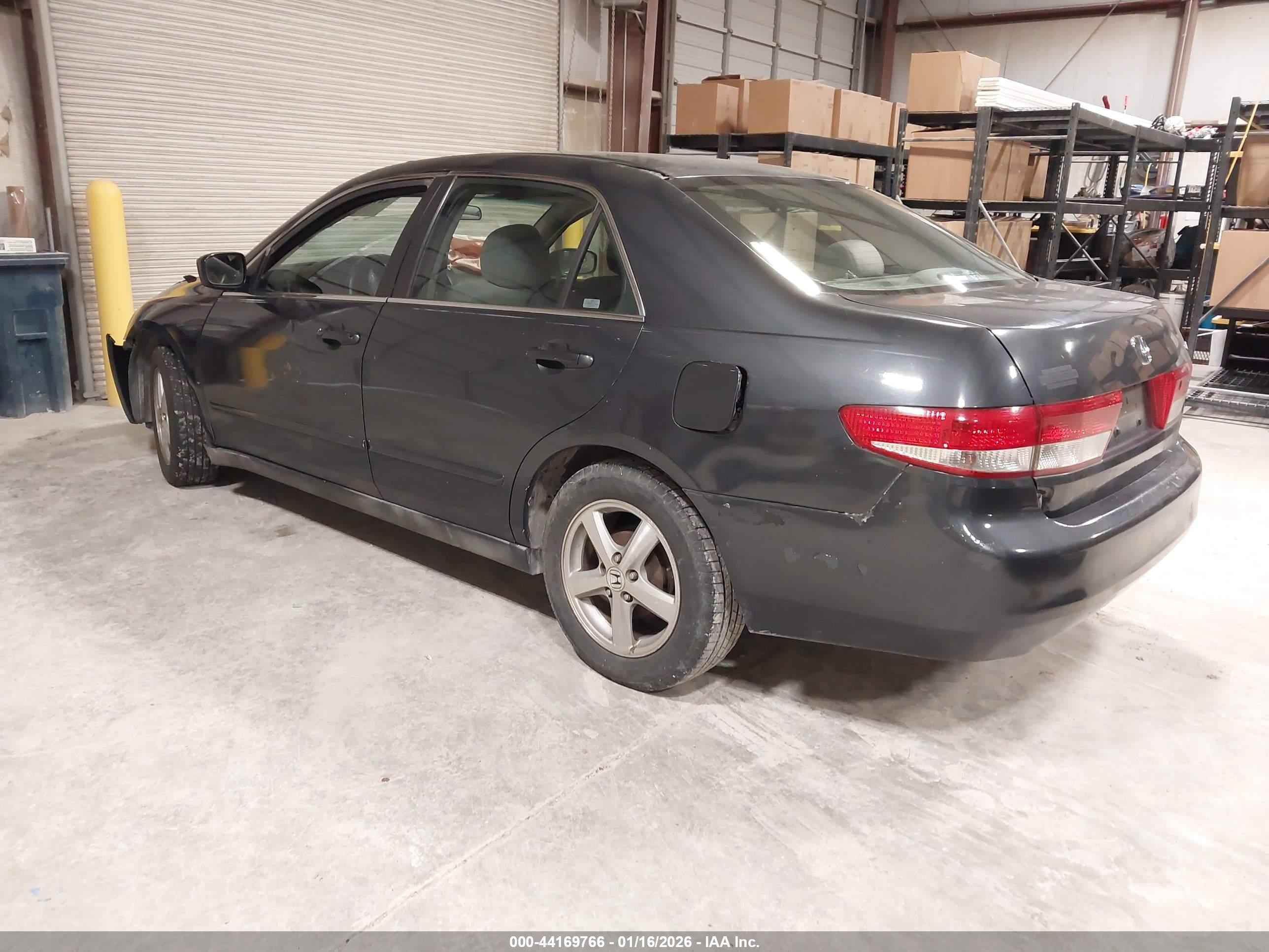HONDA ACCORD image 3