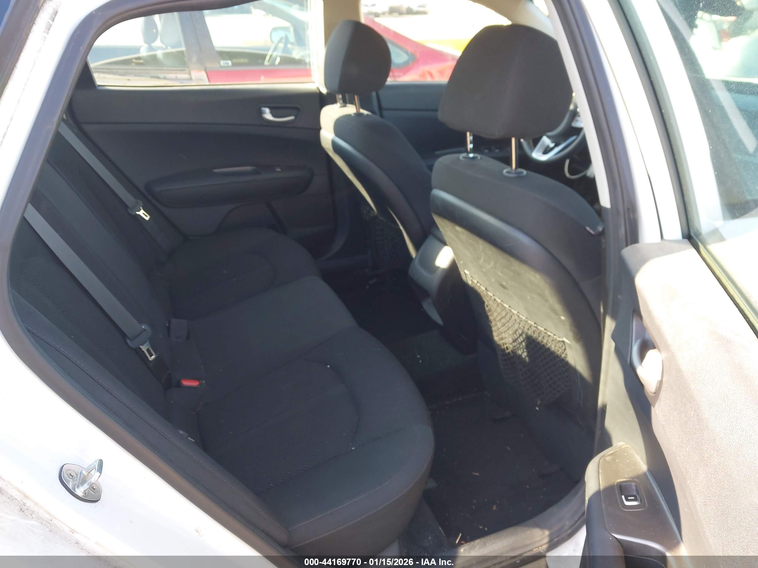 KIA OPTIMA image 8