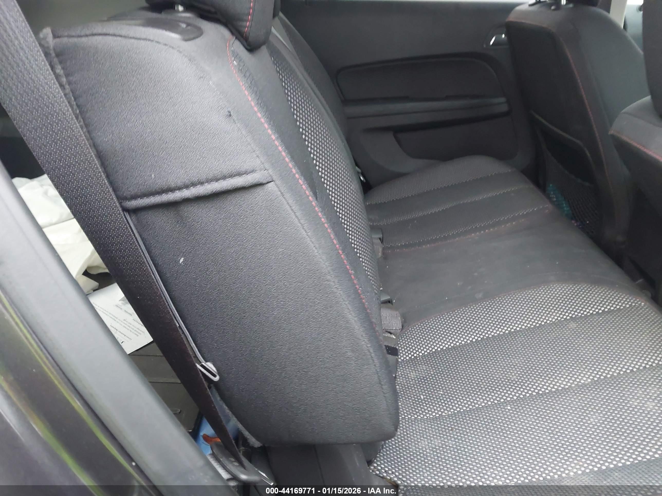 CHEVROLET EQUINOX image 8