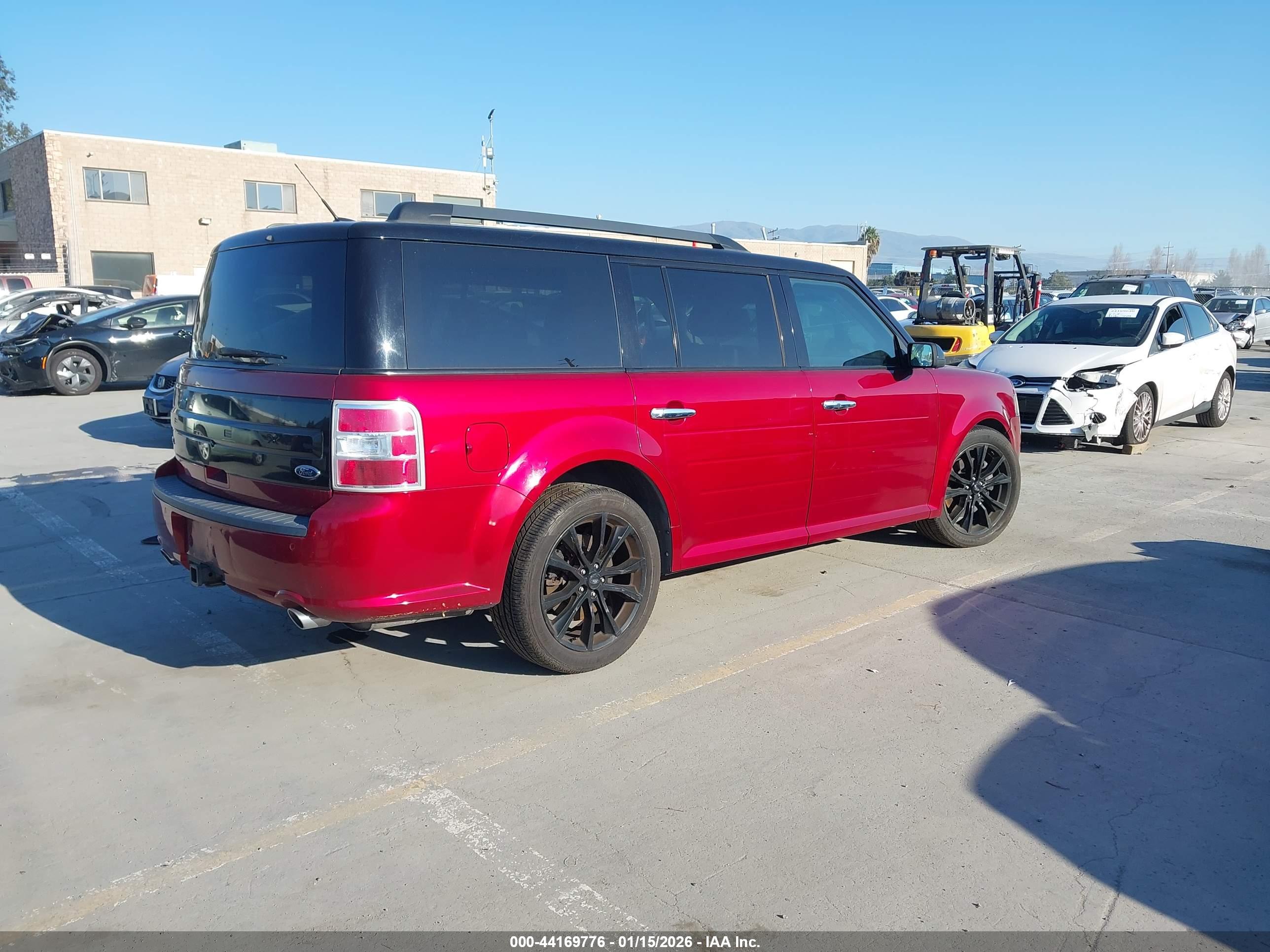 FORD FLEX image 4