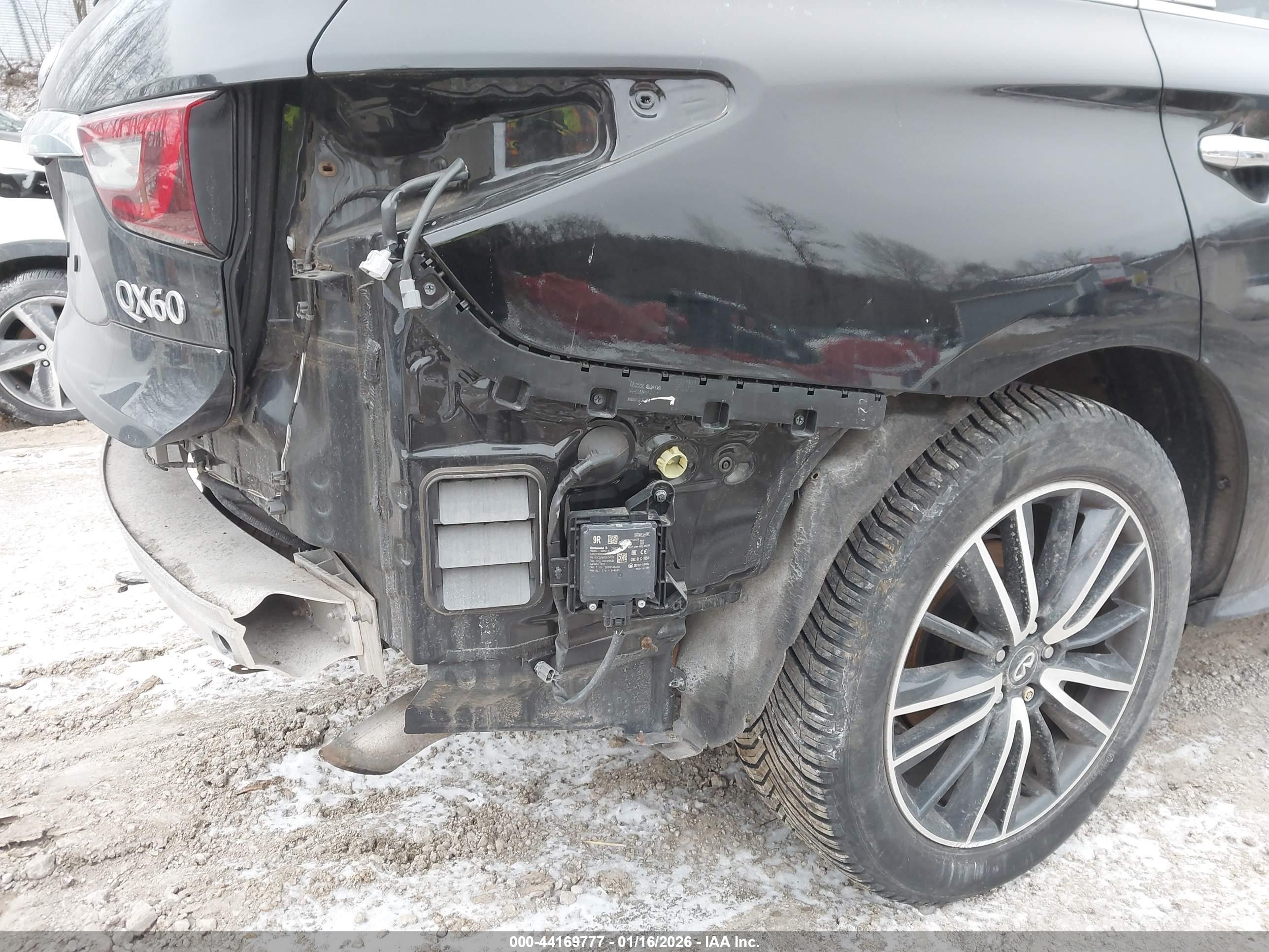 INFINITI QX60 image 6