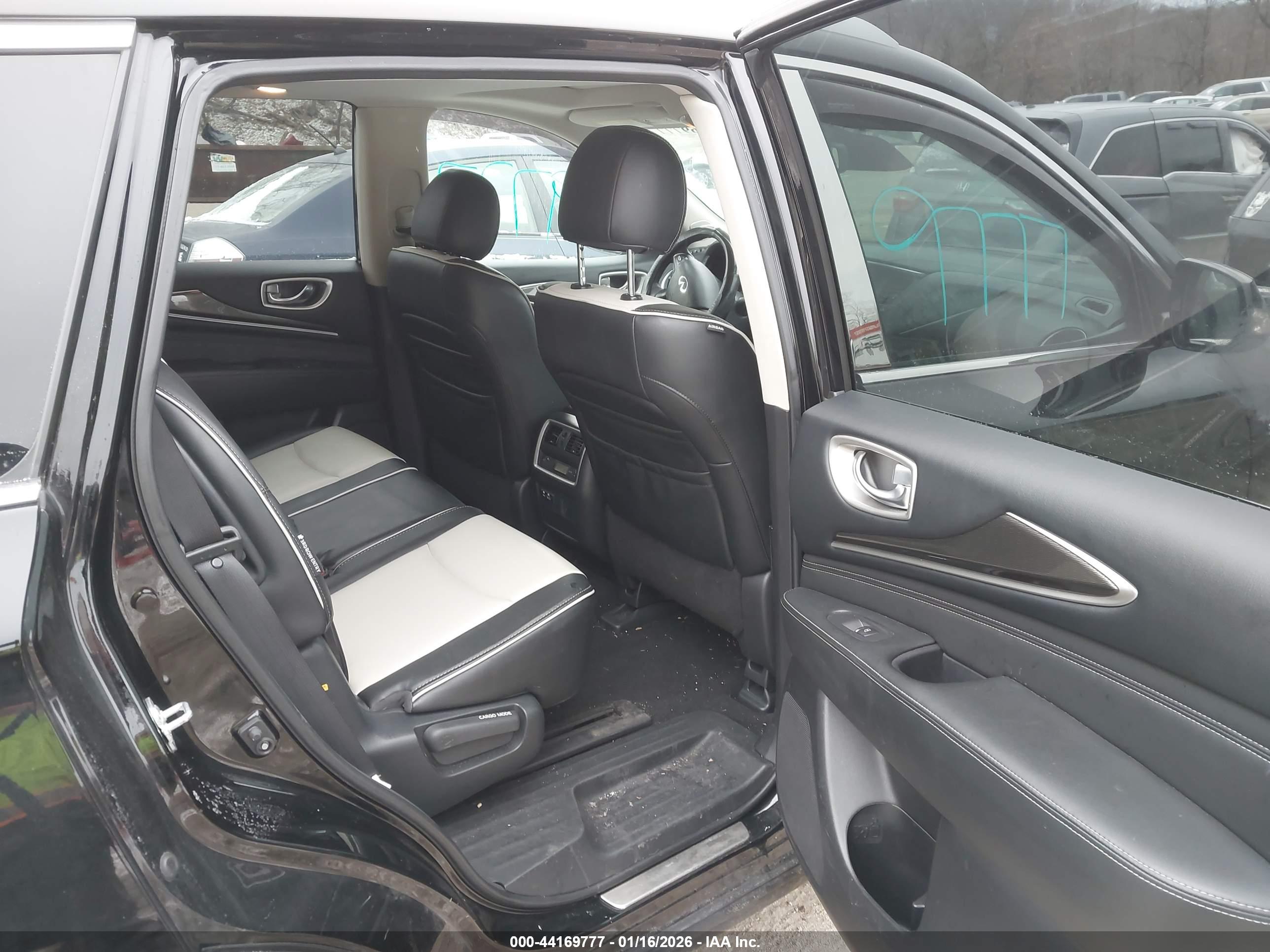 INFINITI QX60 image 8
