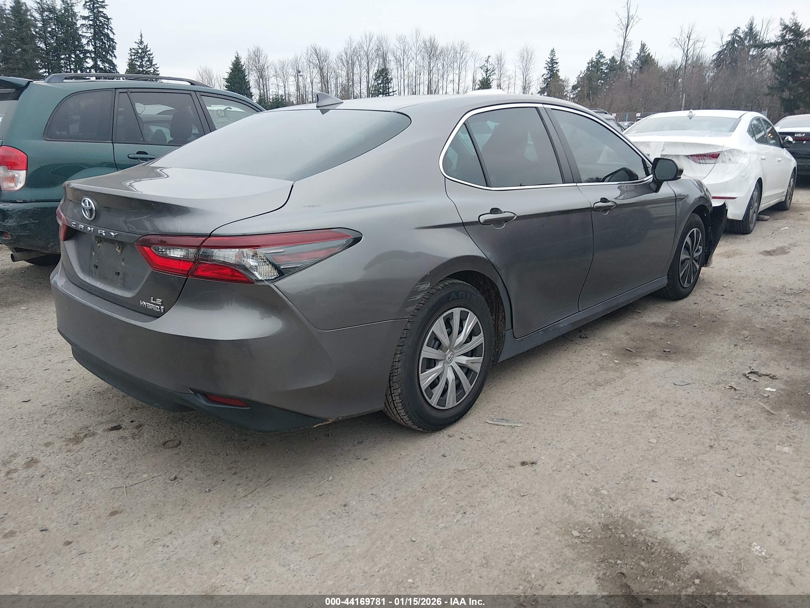 TOYOTA CAMRY image 4