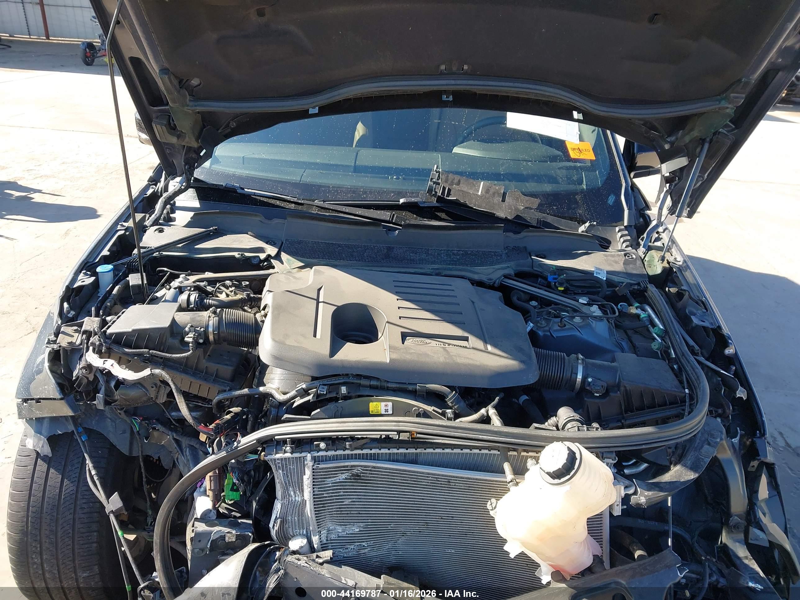 LAND ROVER image 10