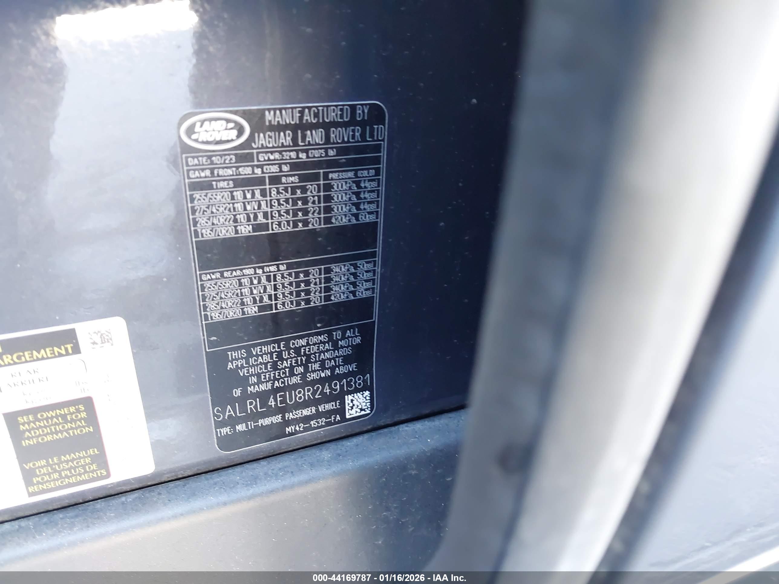 LAND ROVER image 9