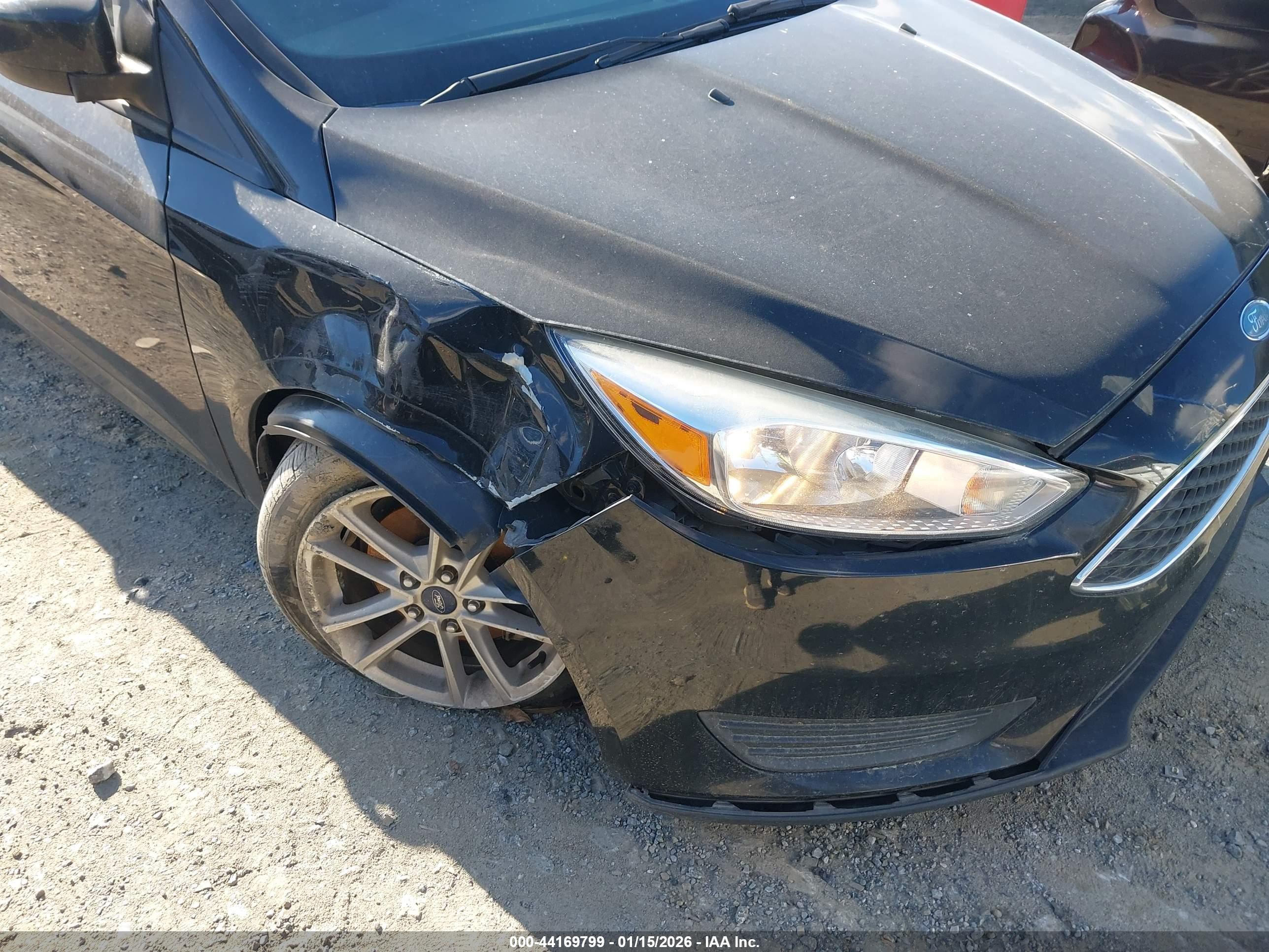 FORD FOCUS image 6