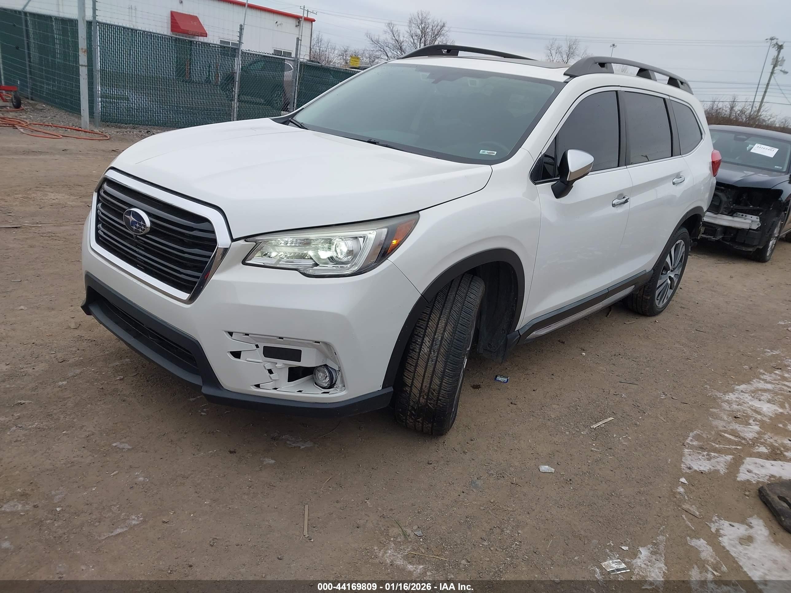 SUBARU ASCENT image 2
