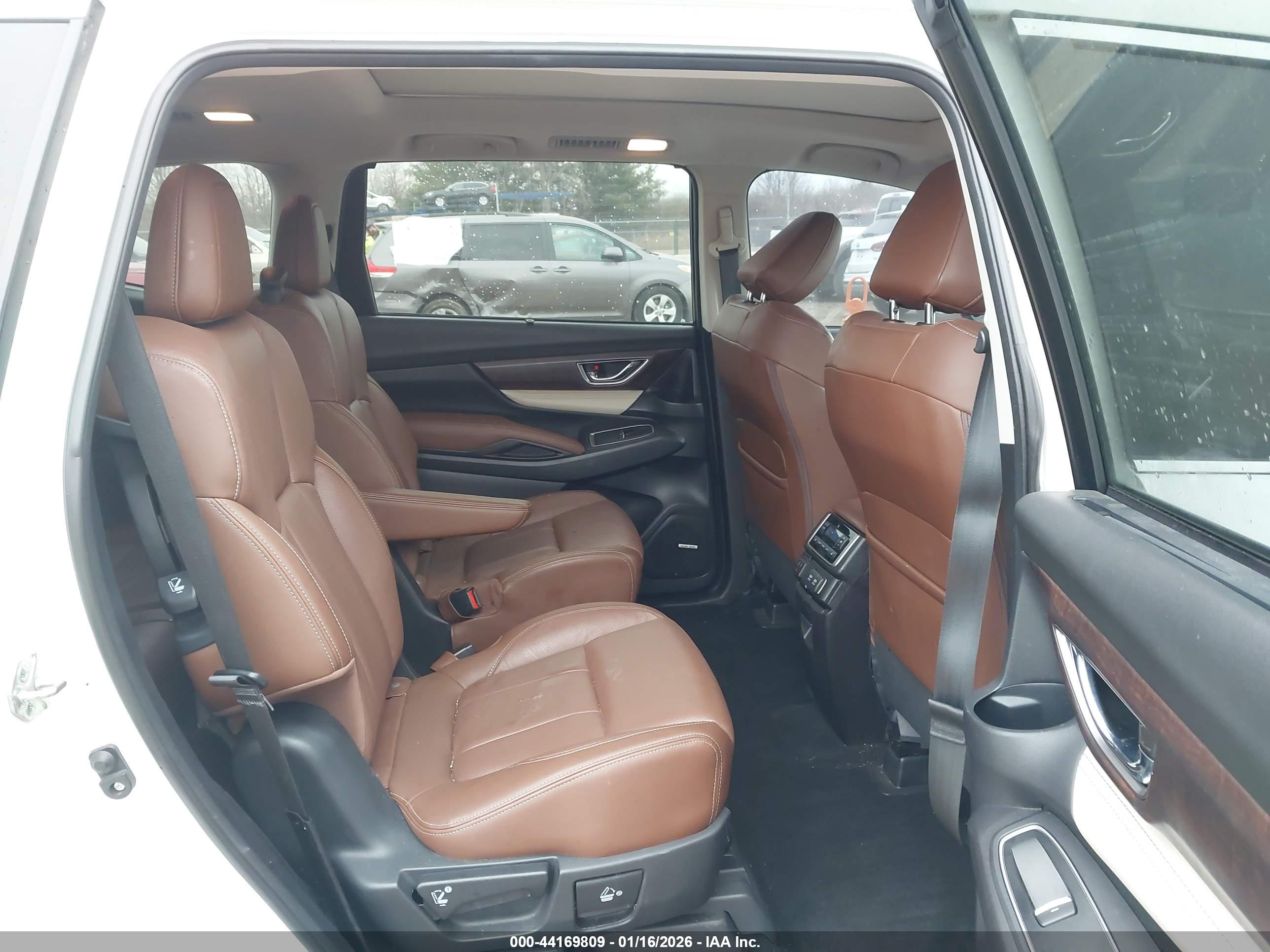 SUBARU ASCENT image 8