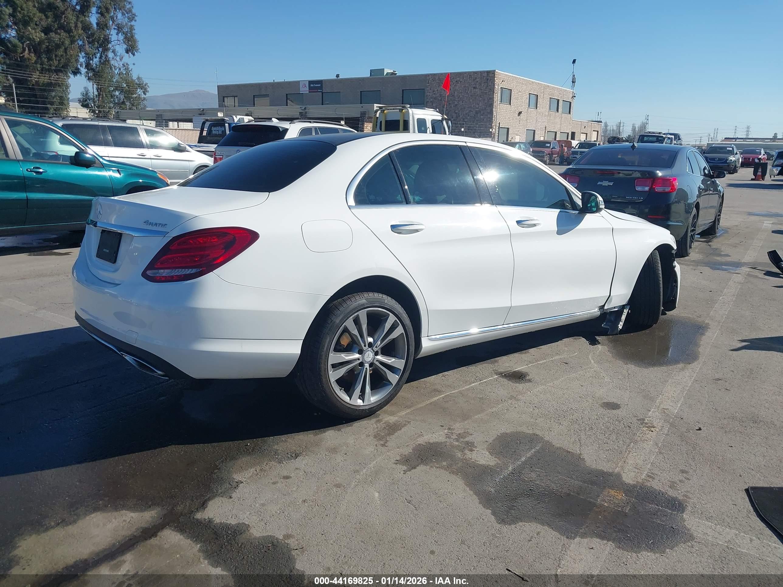 MERCEDES-BENZ C image 4