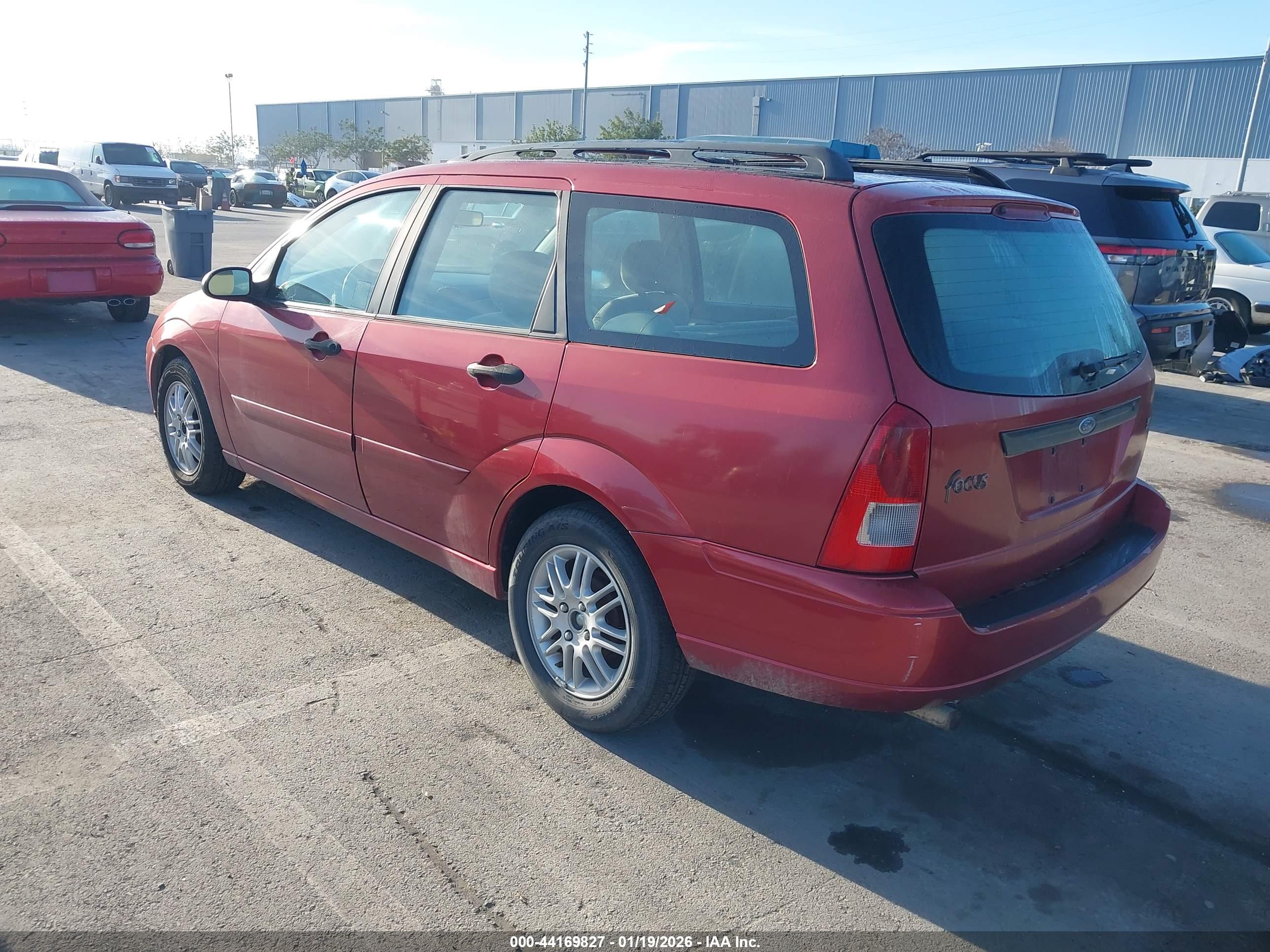 FORD FOCUS image 3