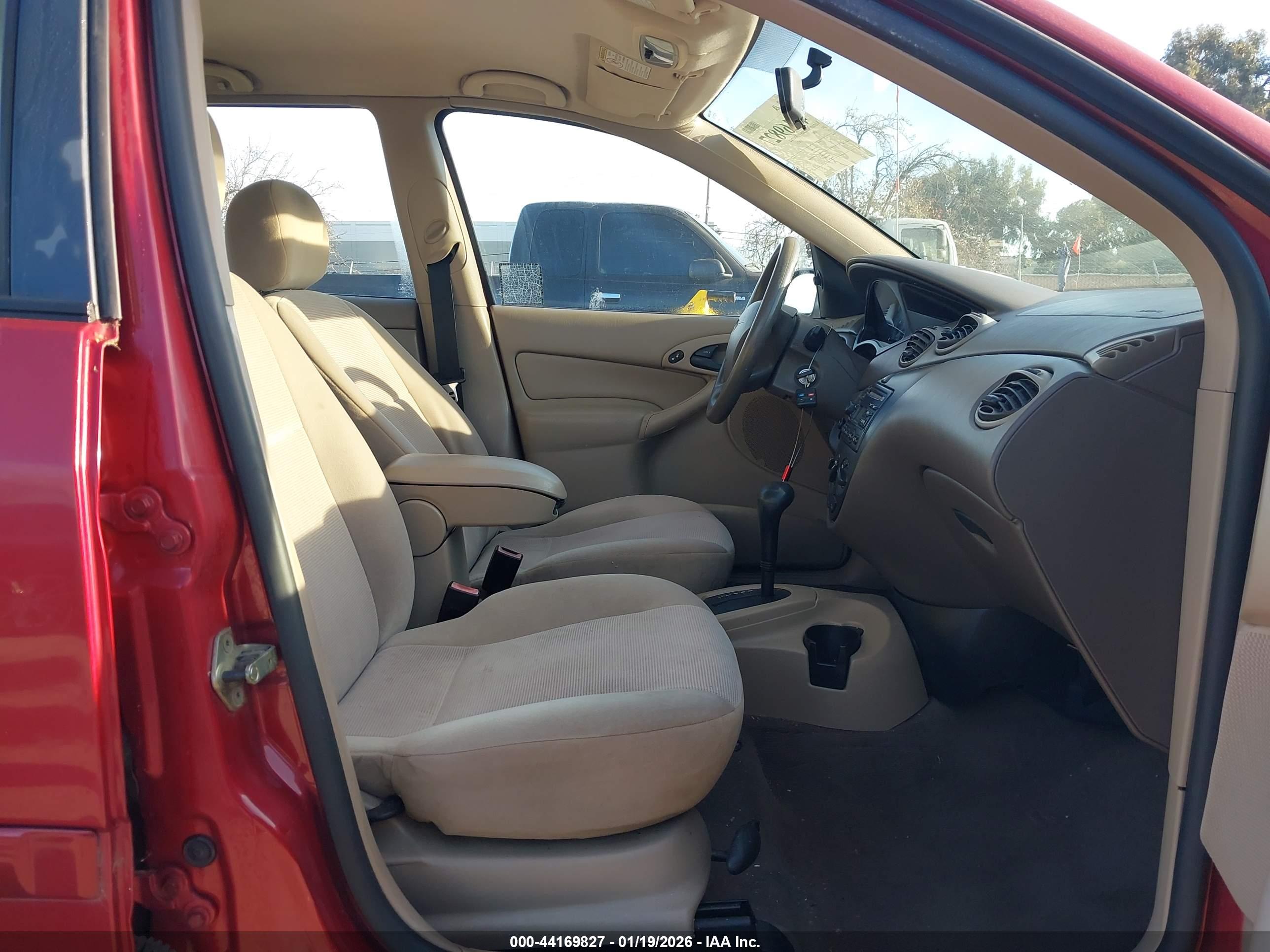 FORD FOCUS image 5