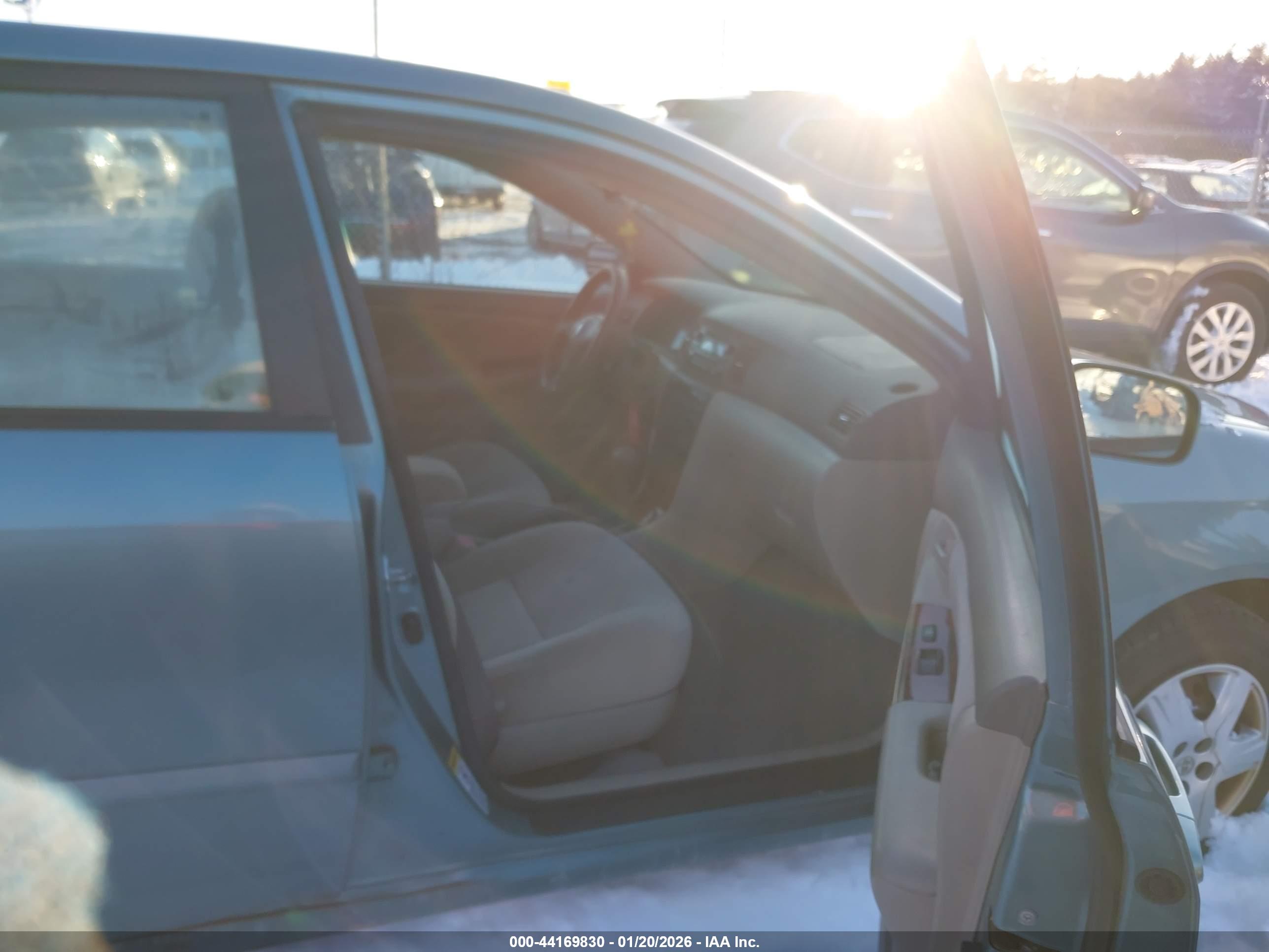 TOYOTA COROLLA image 5