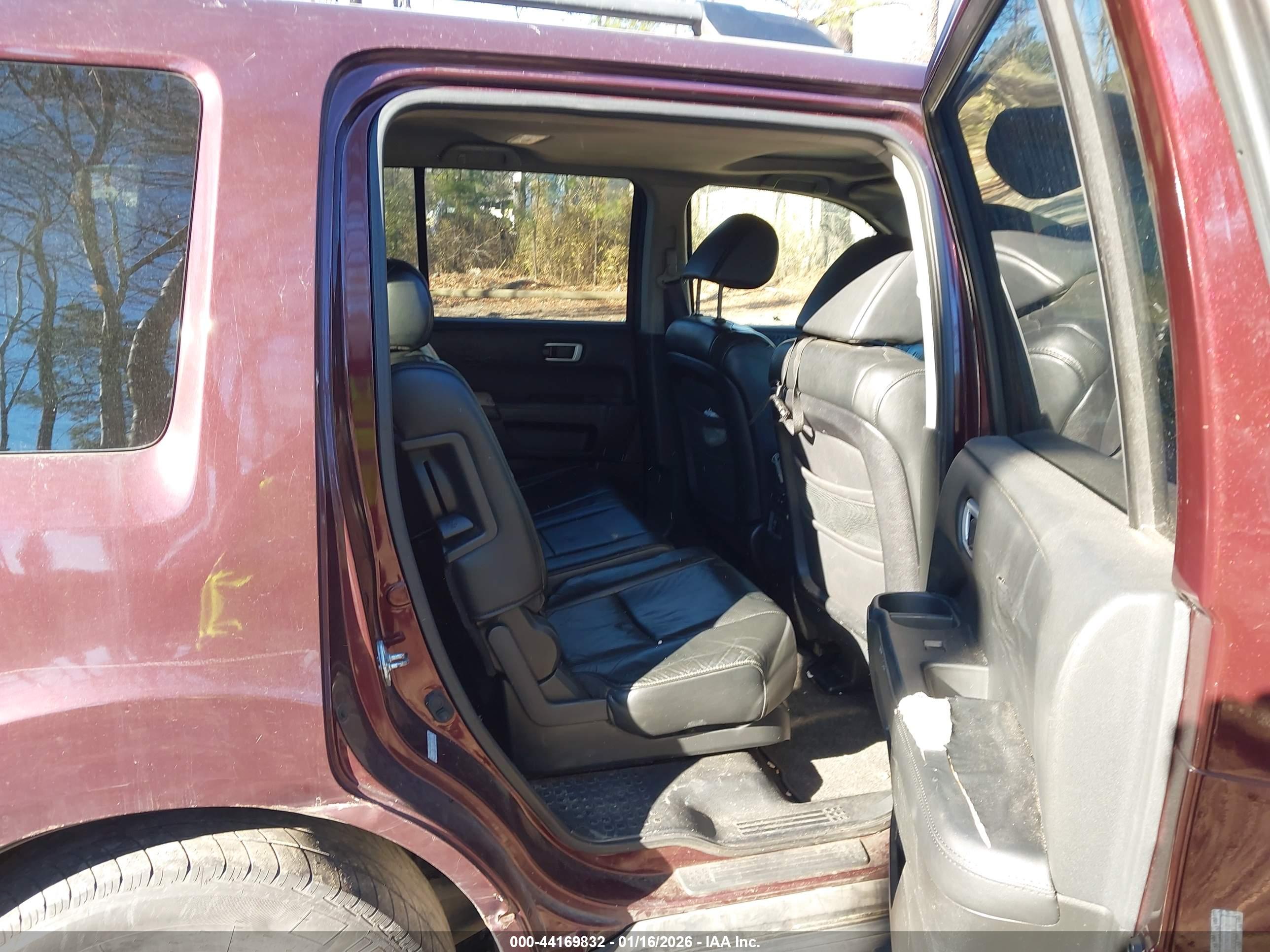 HONDA PILOT image 8
