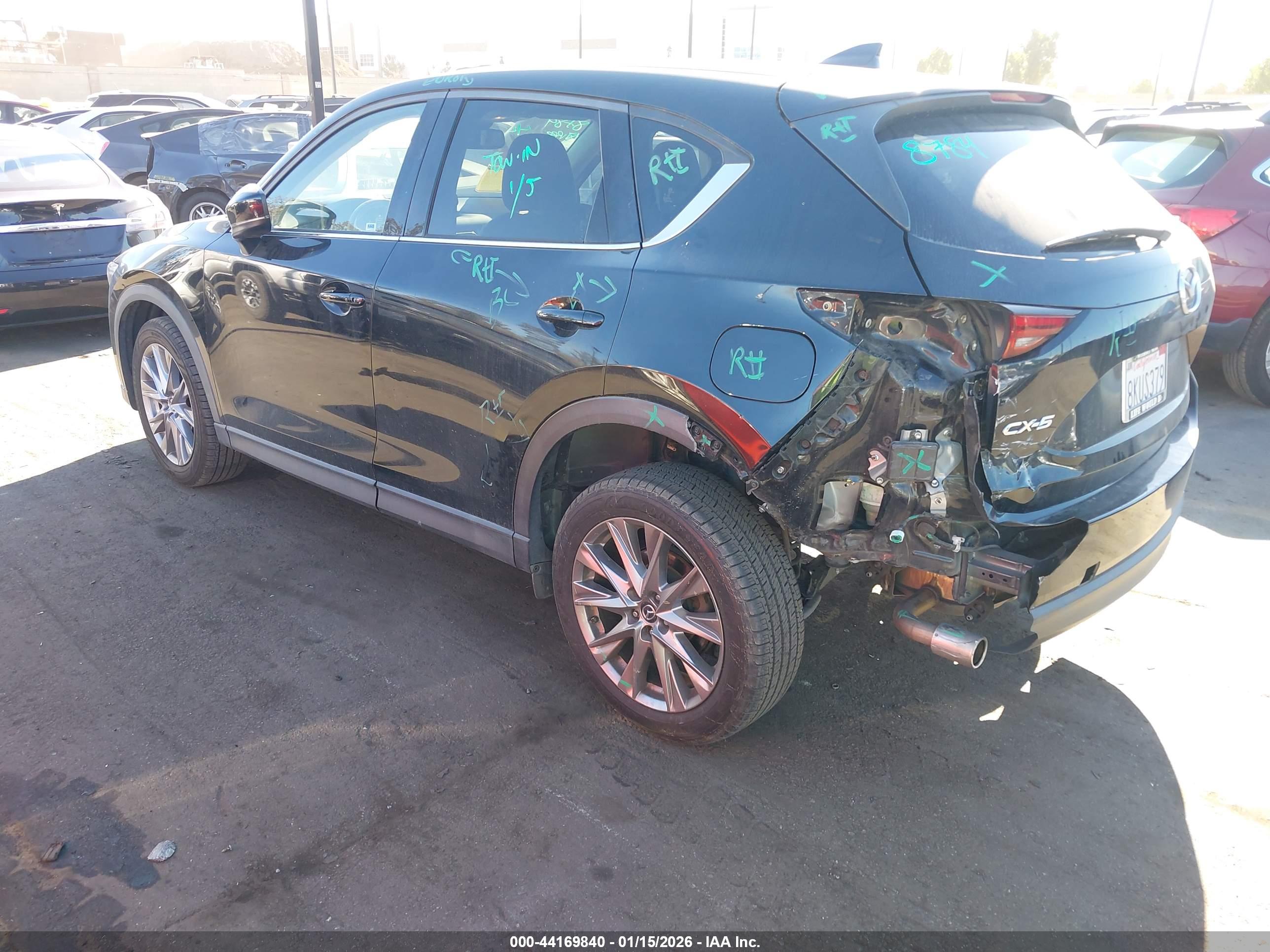 MAZDA CX-5 image 3