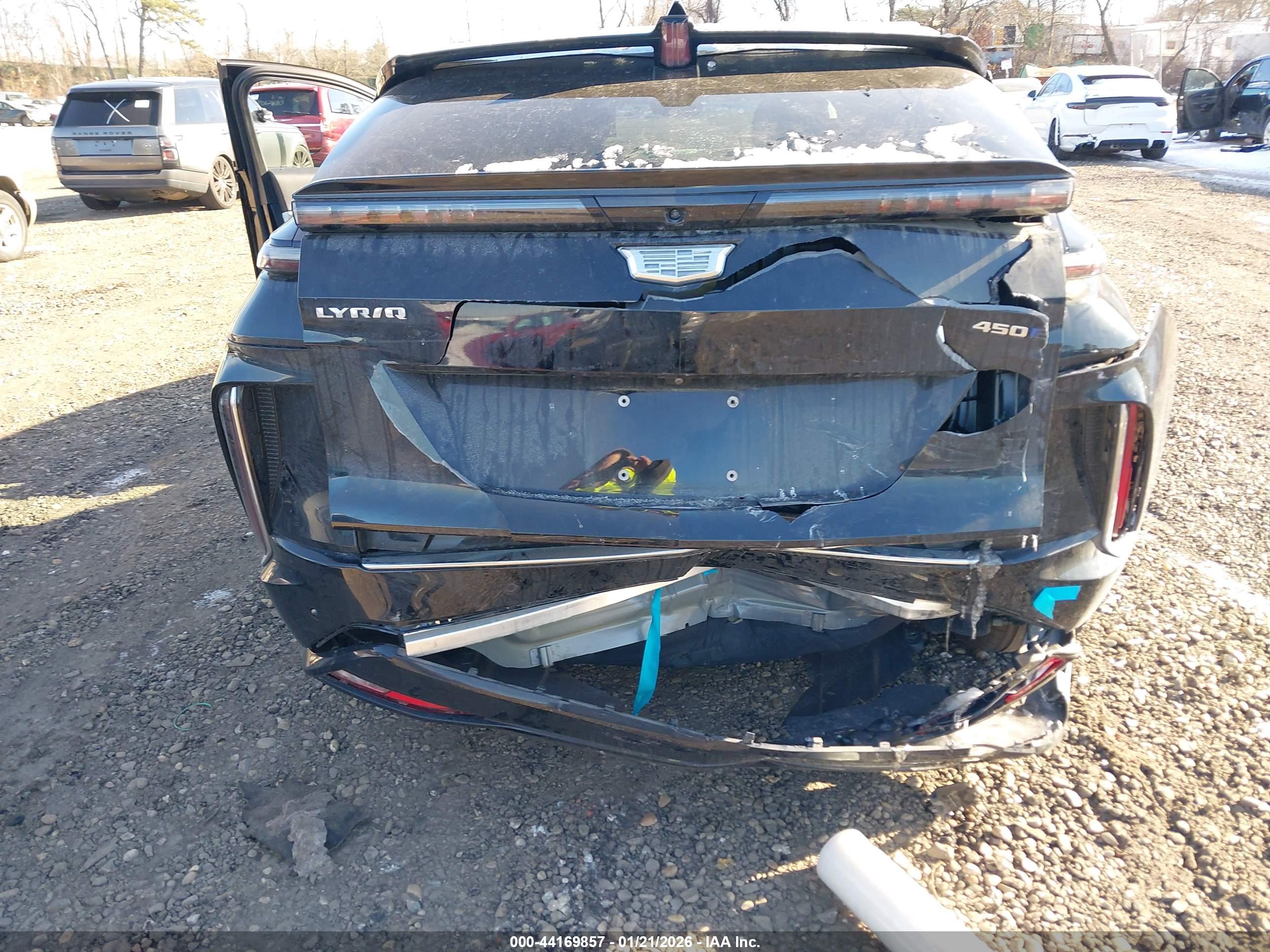 CADILLAC LYRIQ image 6