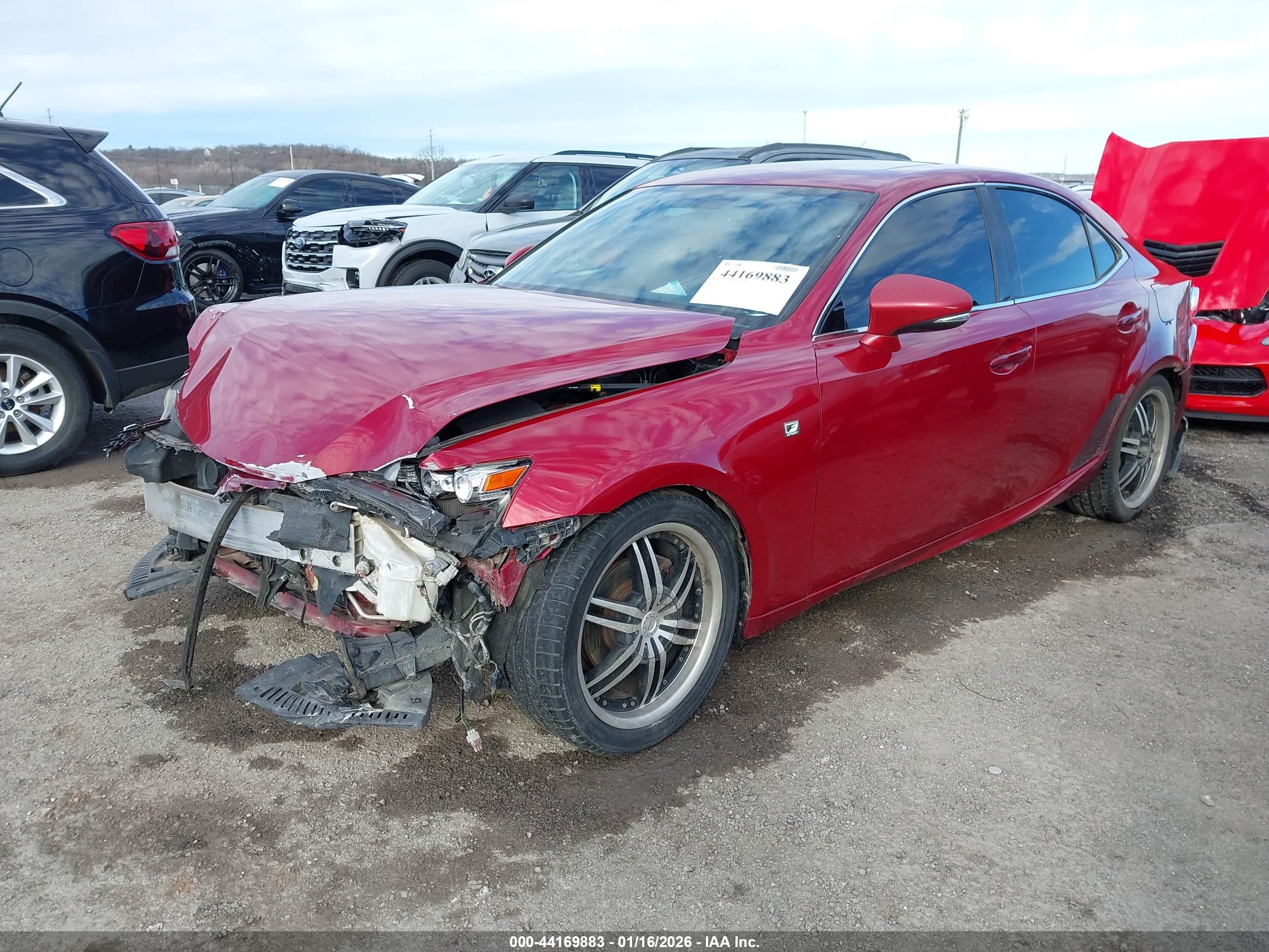 LEXUS IS image 2