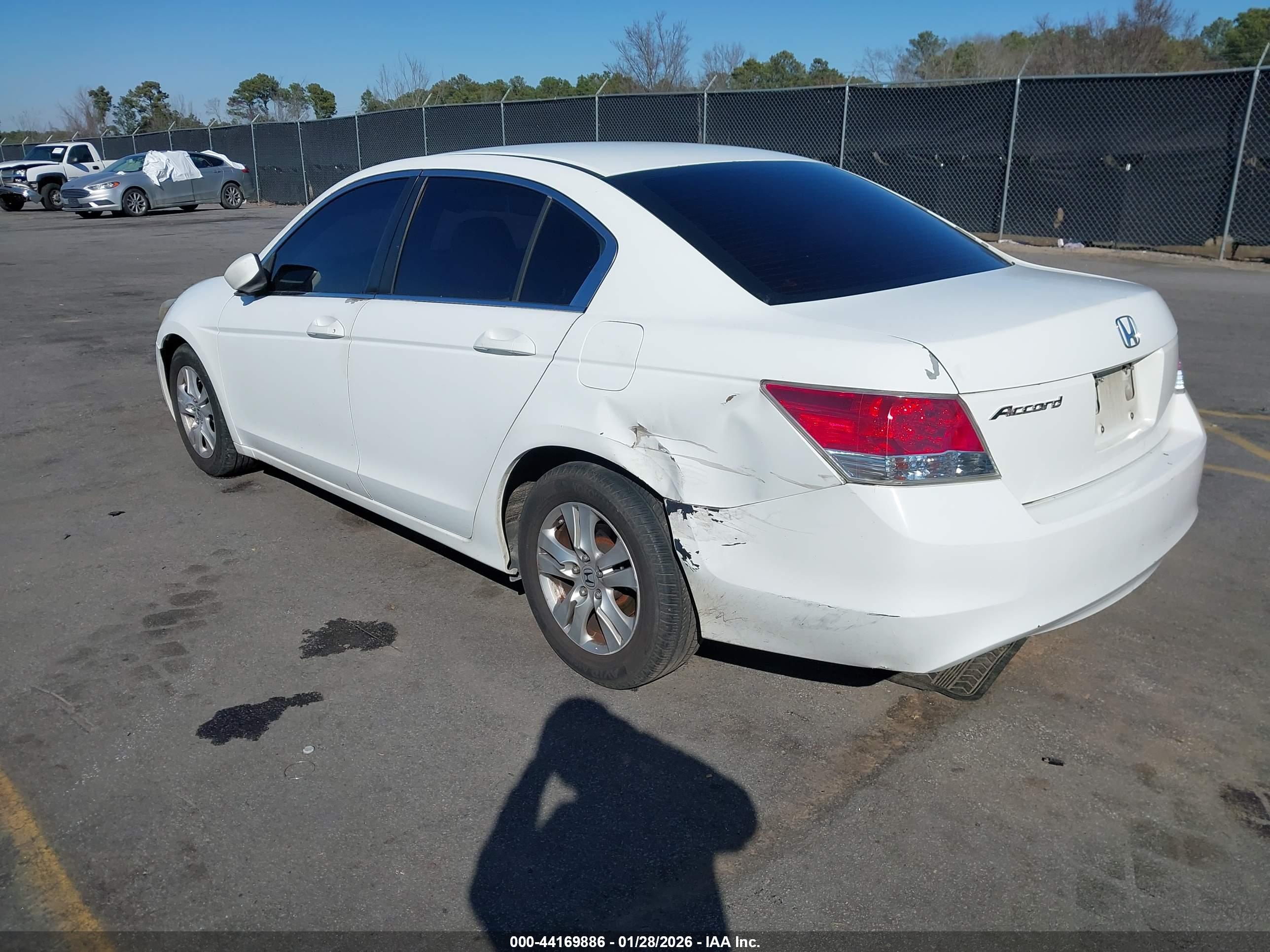 HONDA ACCORD image 3