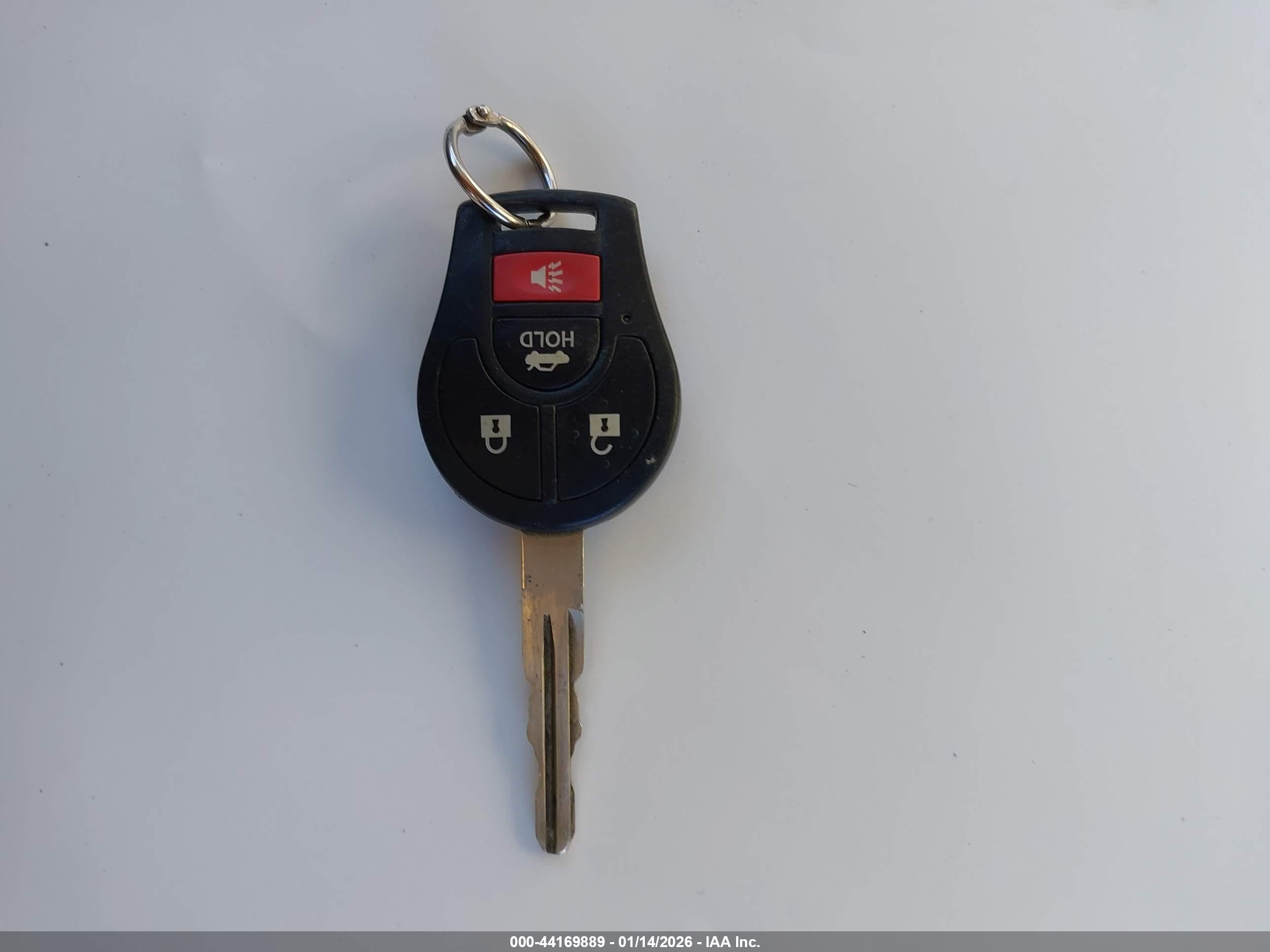 NISSAN VERSA image 11