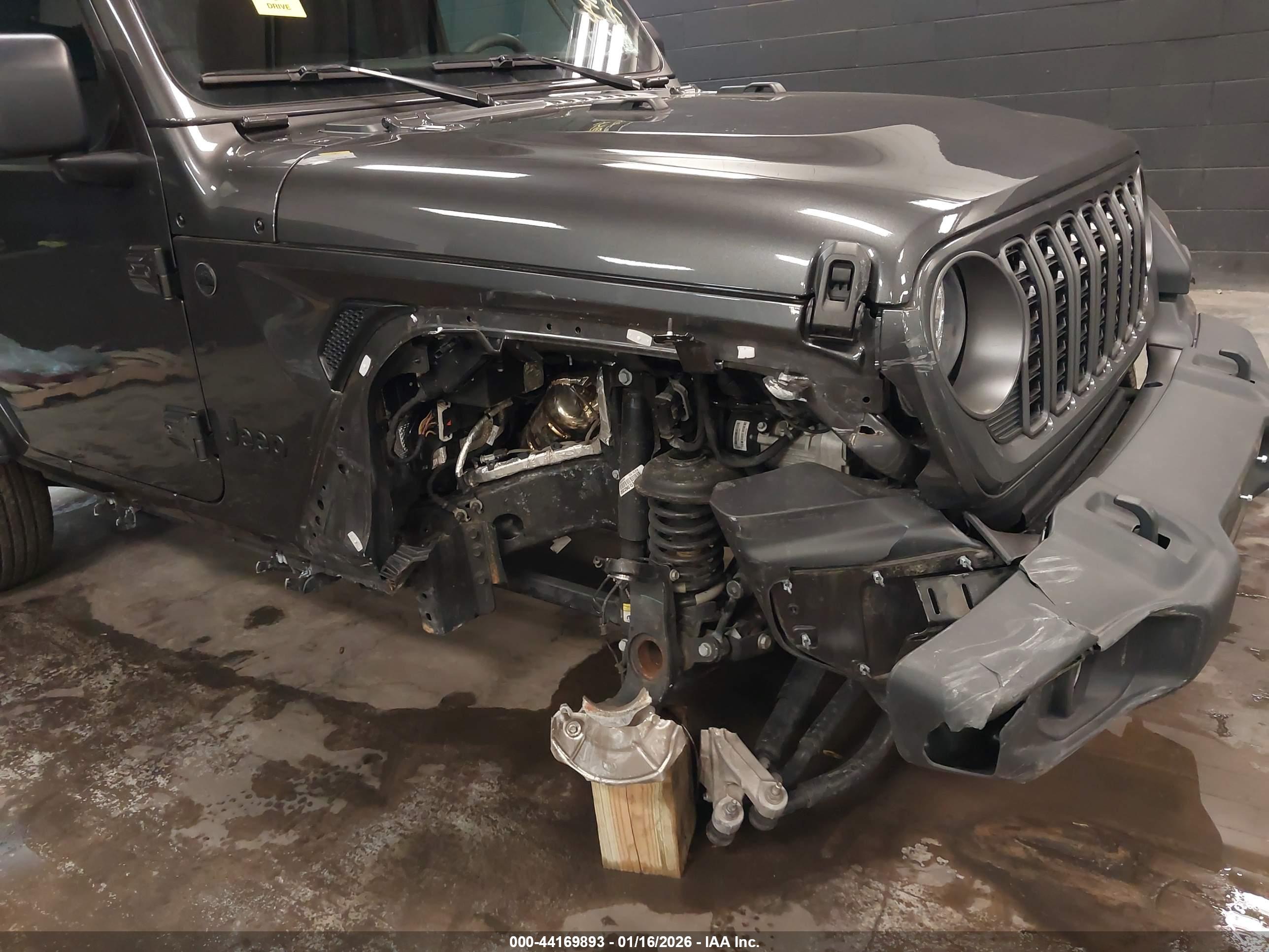 JEEP WRANGLER image 6
