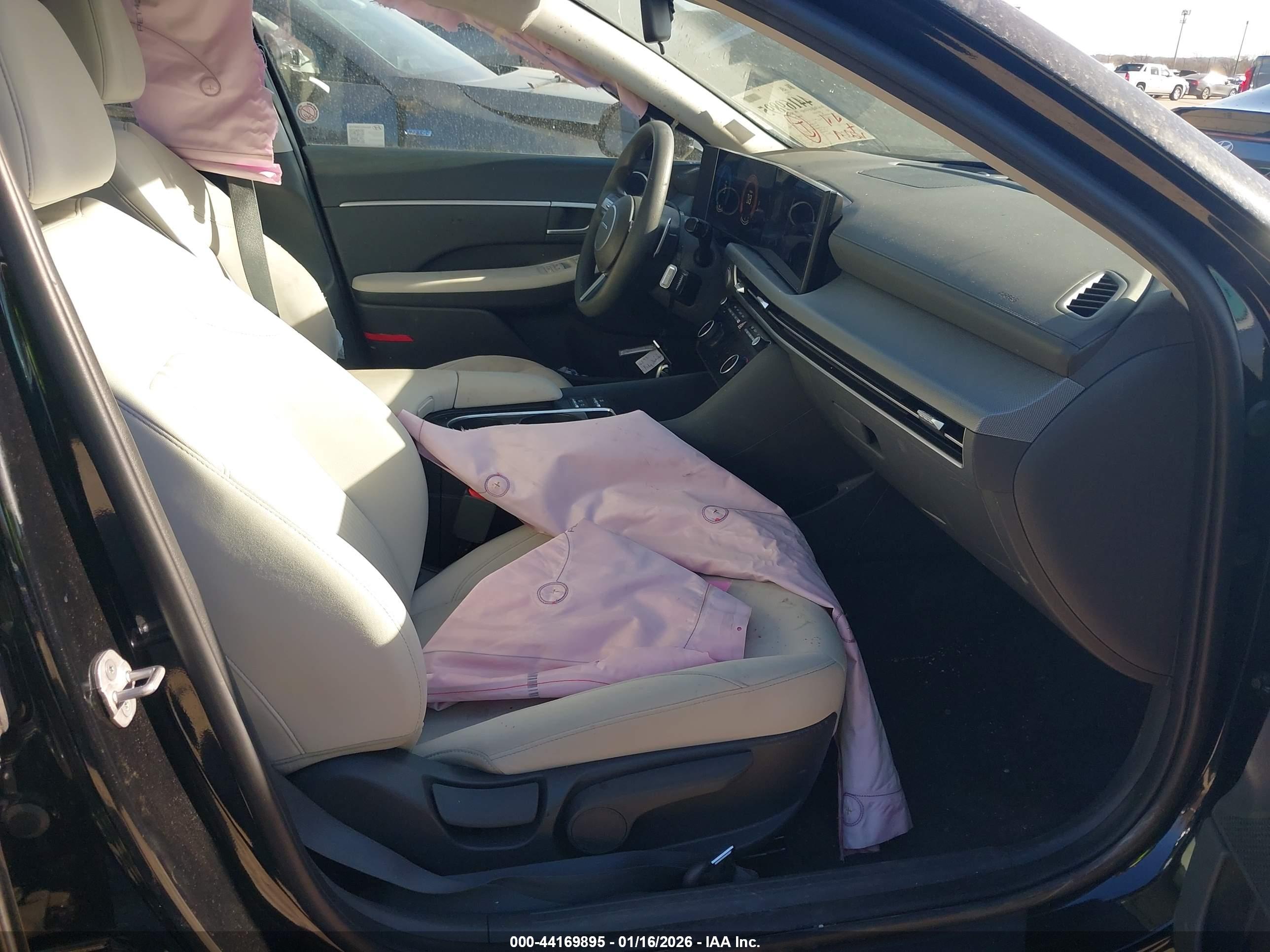 HYUNDAI SONATA image 5