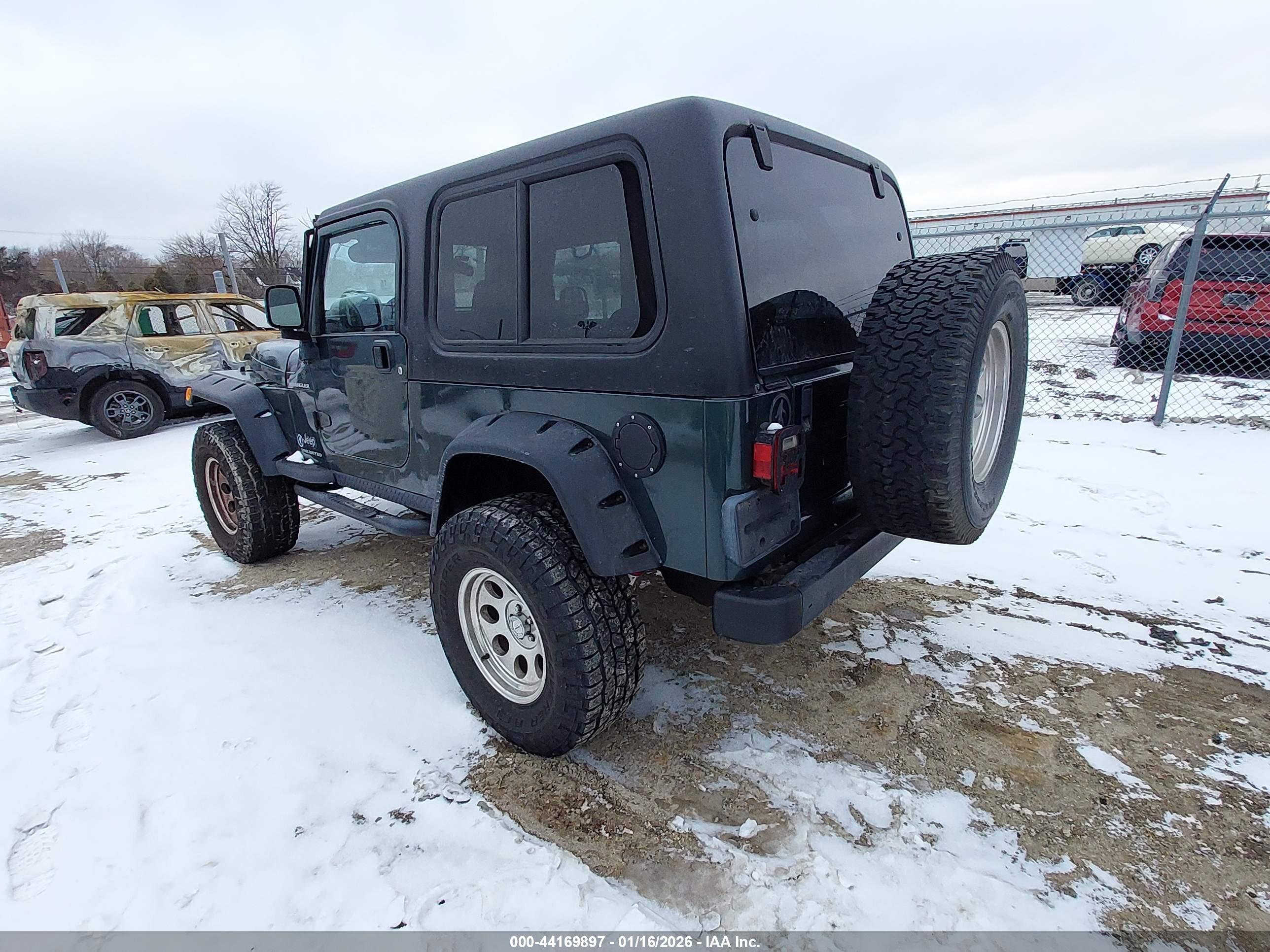 JEEP WRANGLER image 3