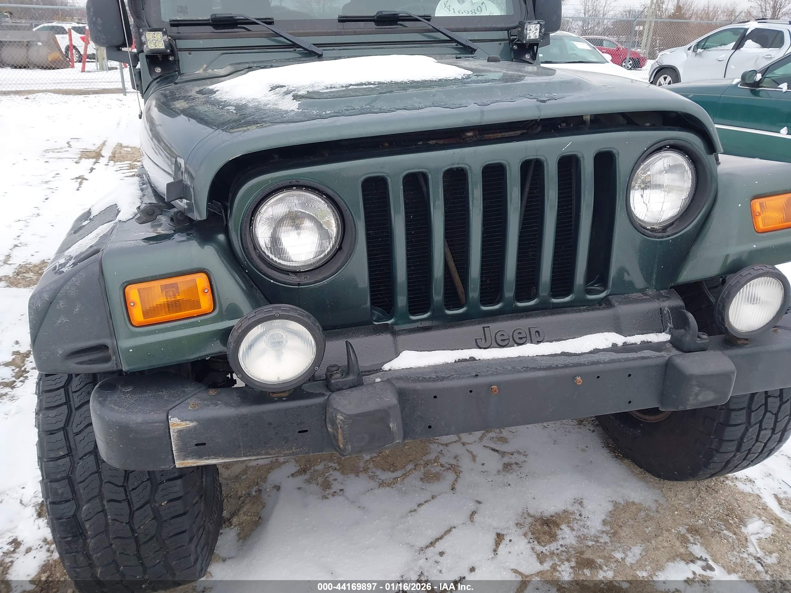 JEEP WRANGLER image 6