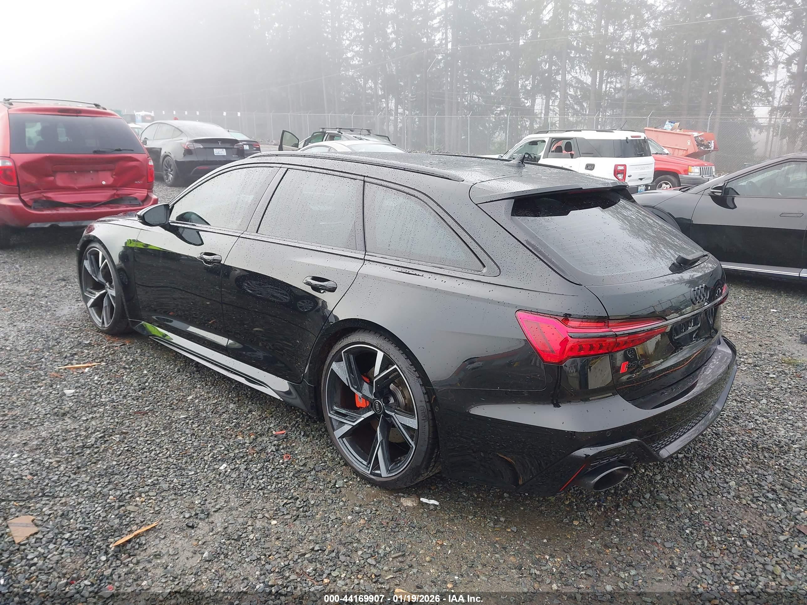 AUDI RS image 3