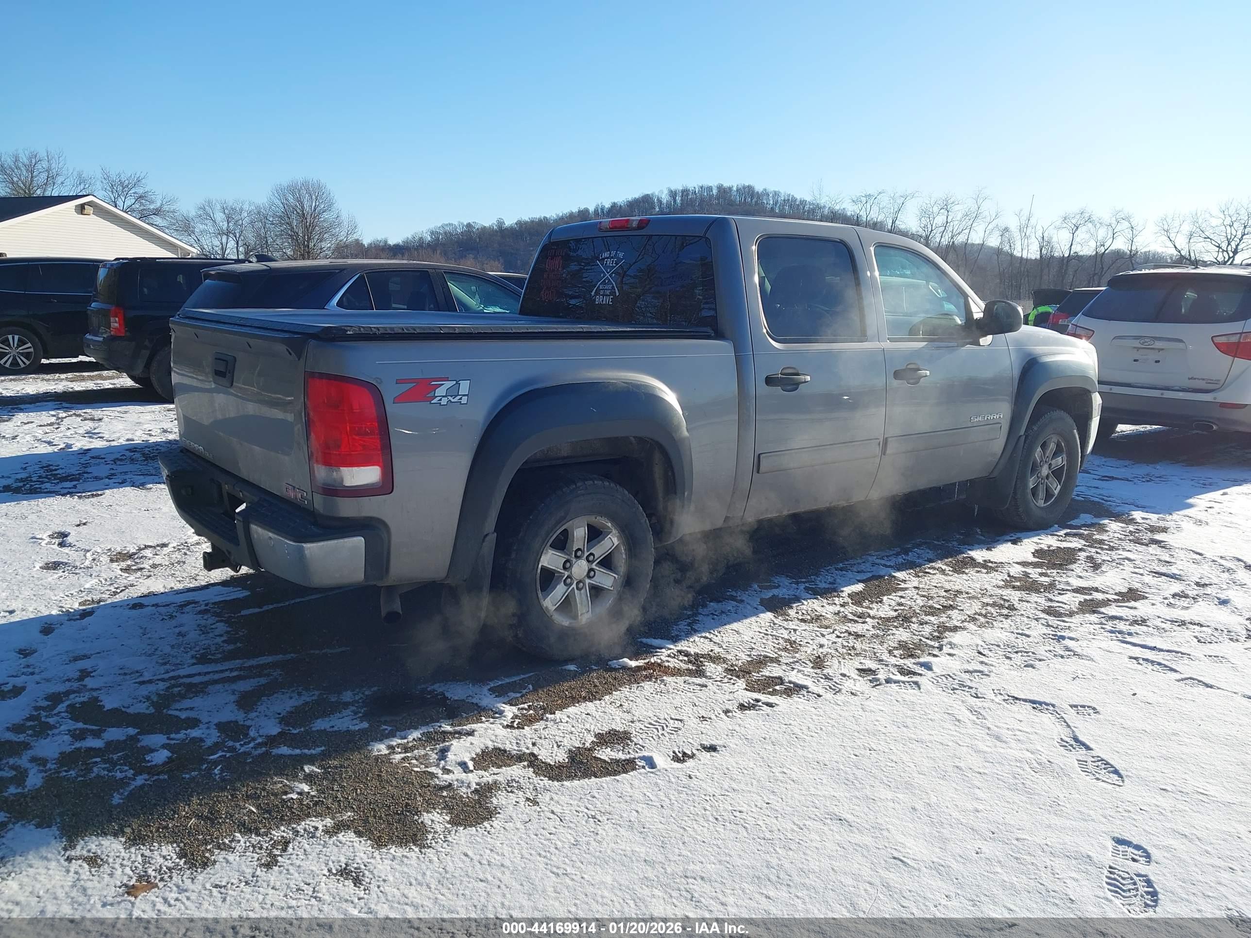 GMC SIERRA image 4