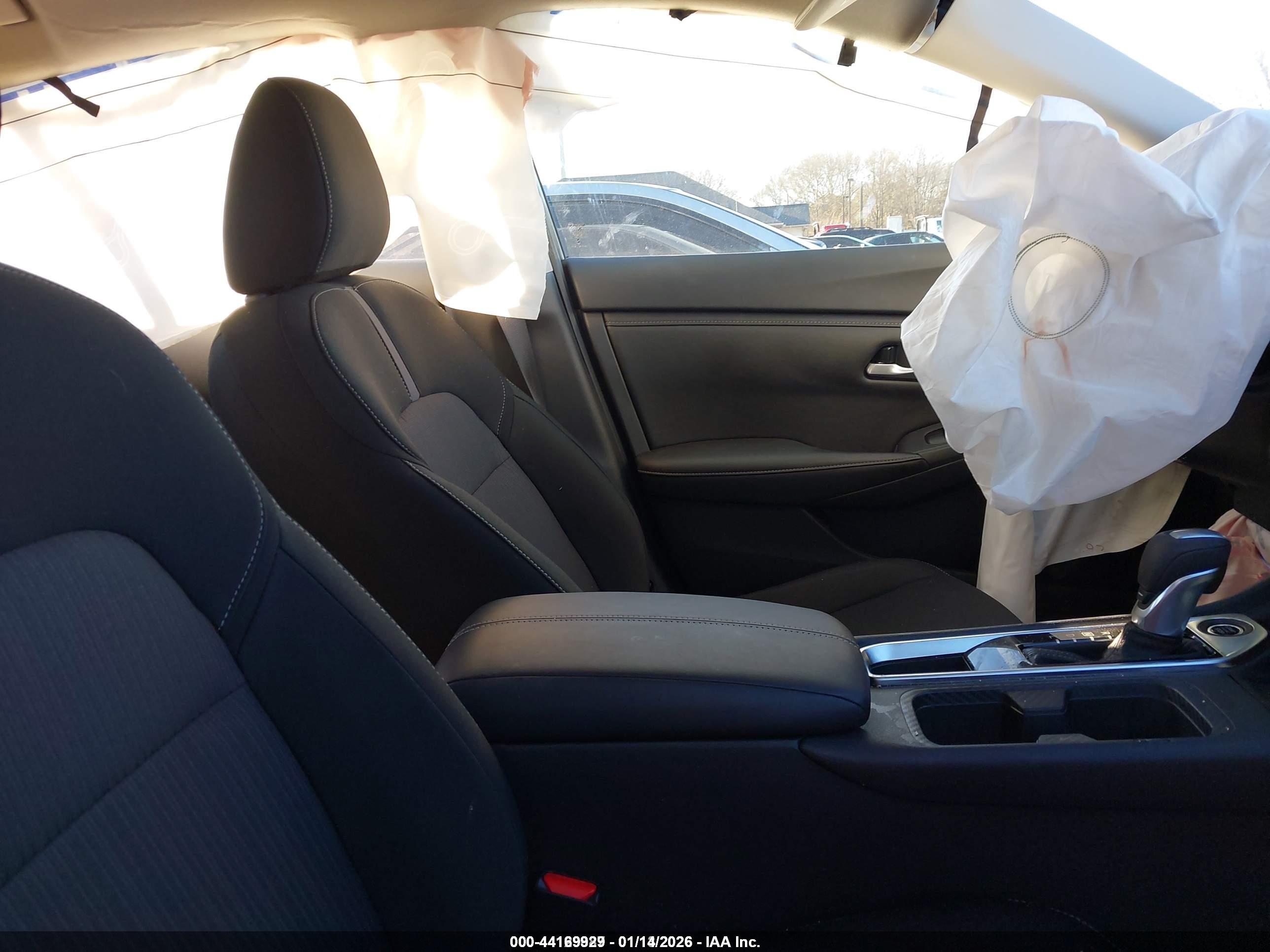 NISSAN SENTRA image 5