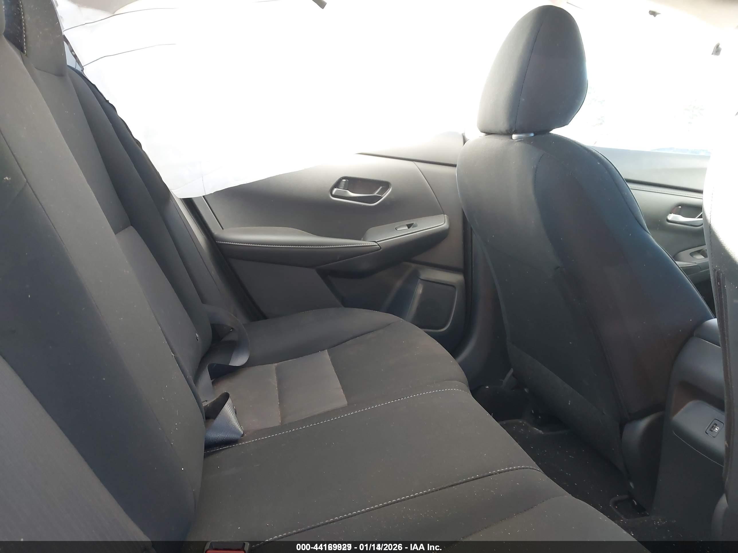 NISSAN SENTRA image 8