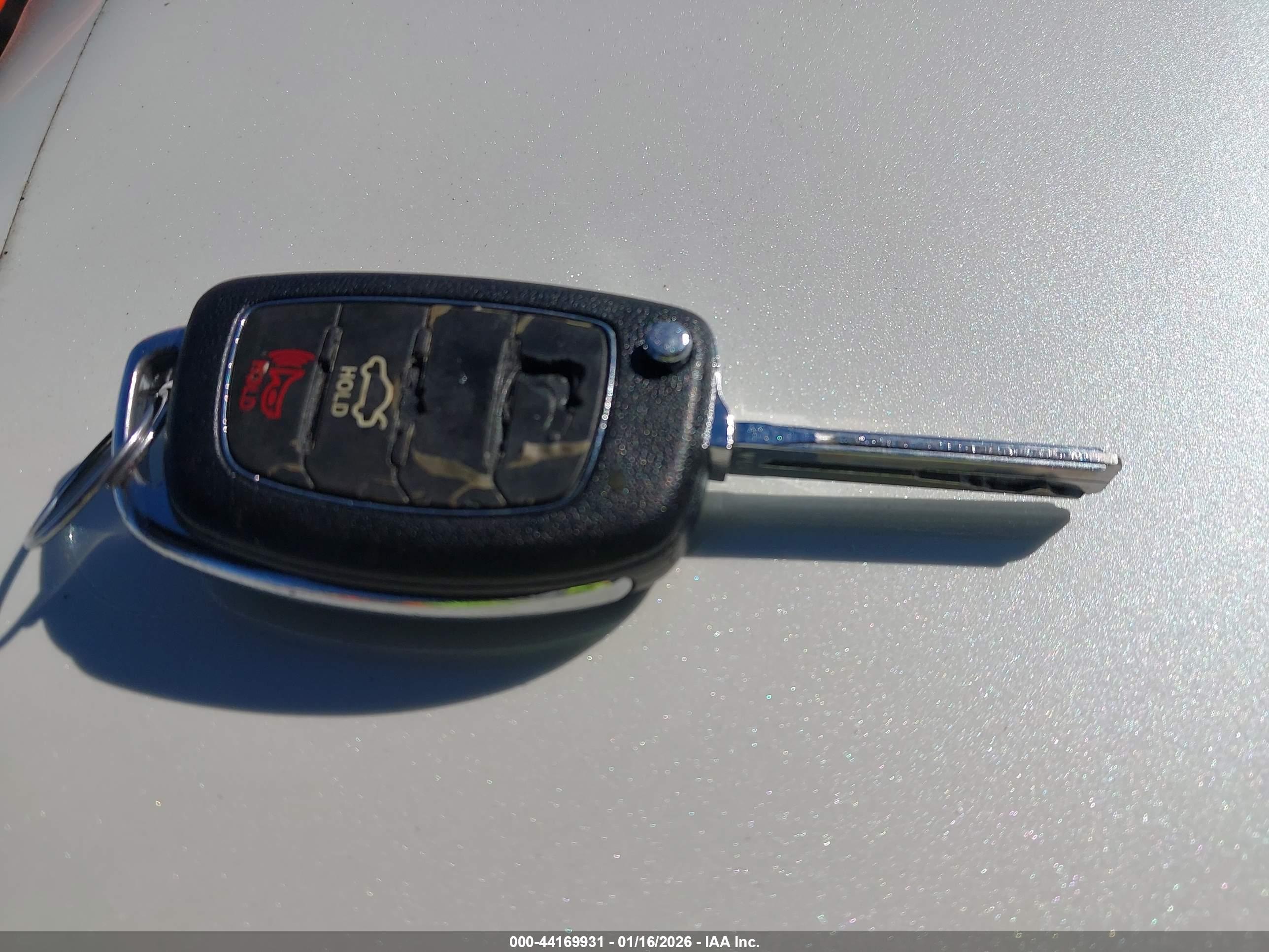HYUNDAI SONATA image 11