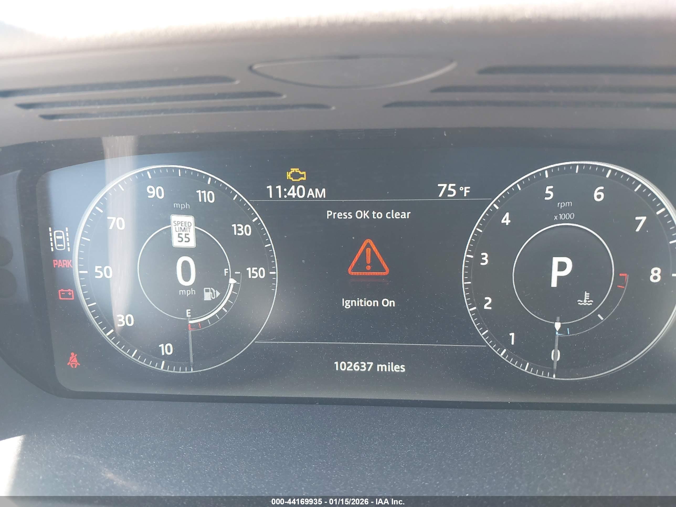 LAND ROVER image 7