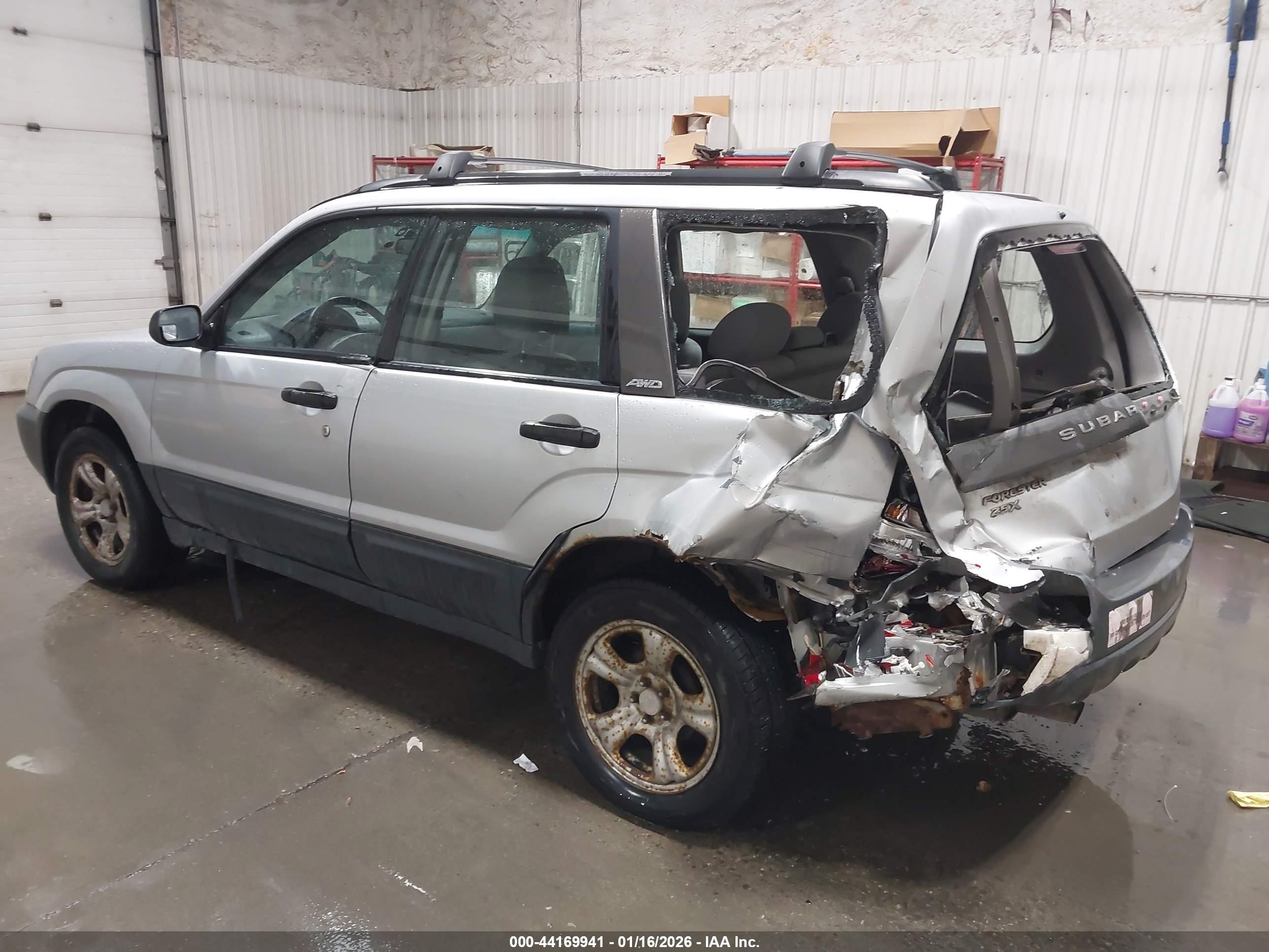 SUBARU FORESTER image 3