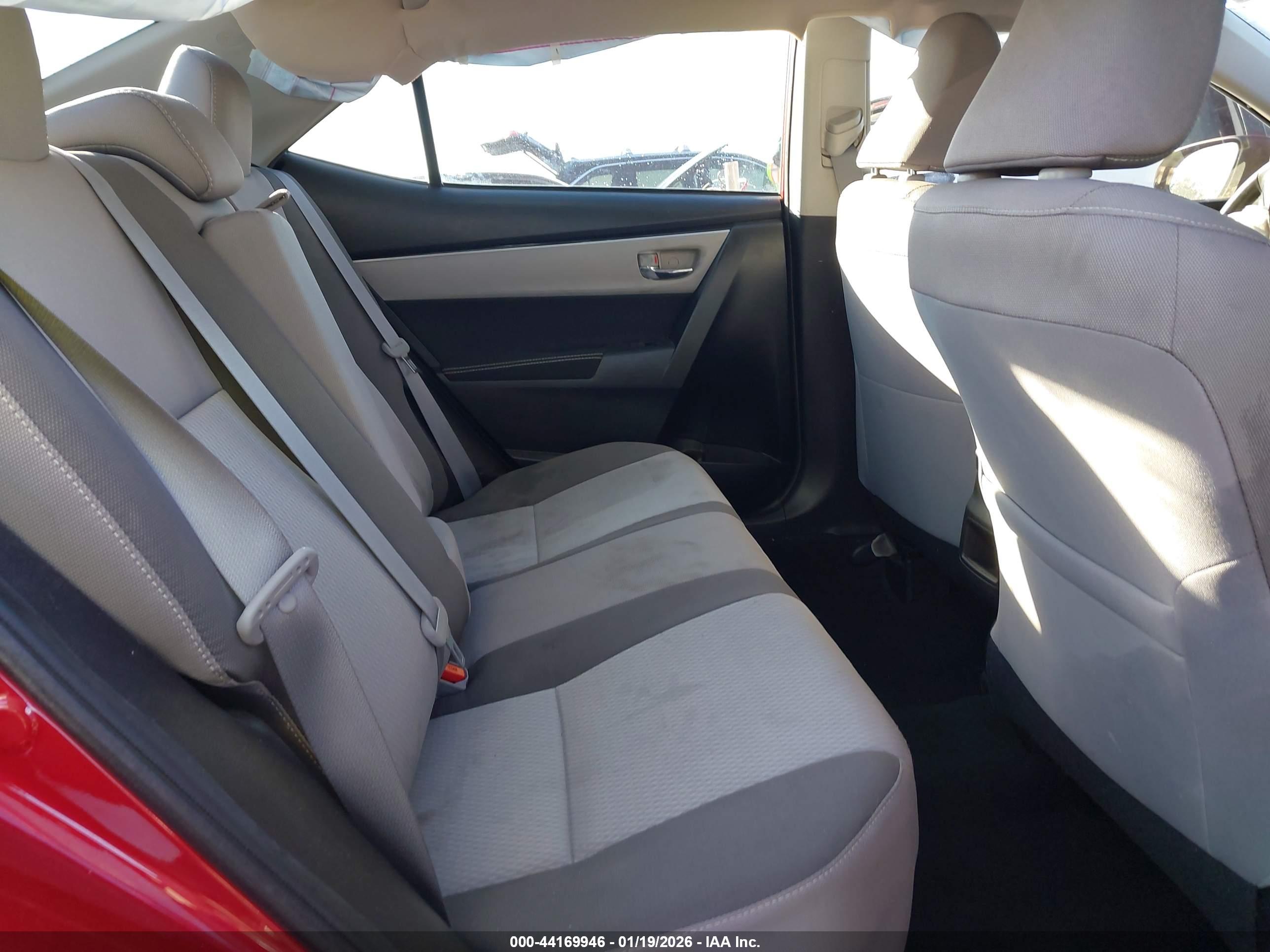 TOYOTA COROLLA image 8