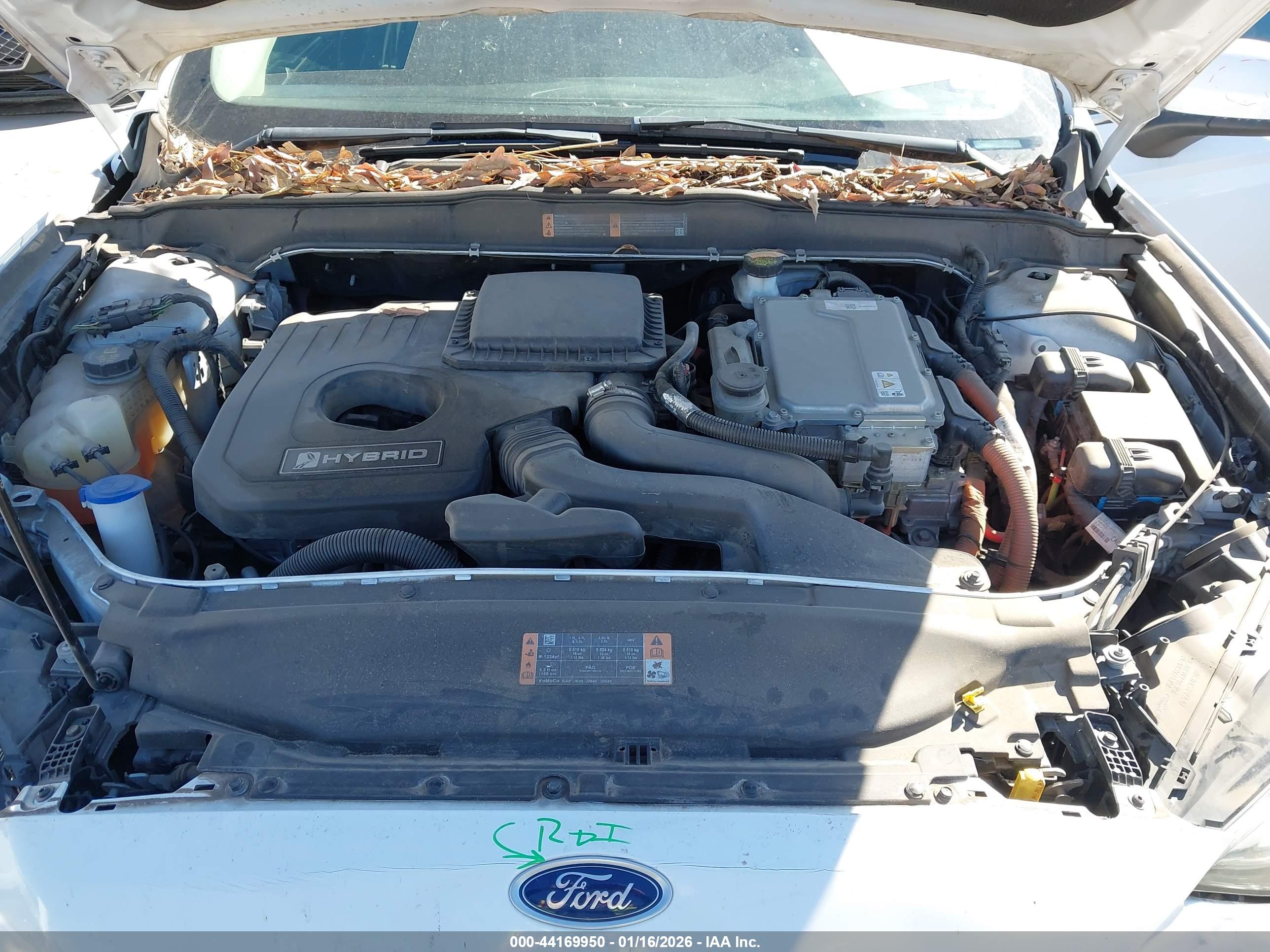 FORD FUSION image 10
