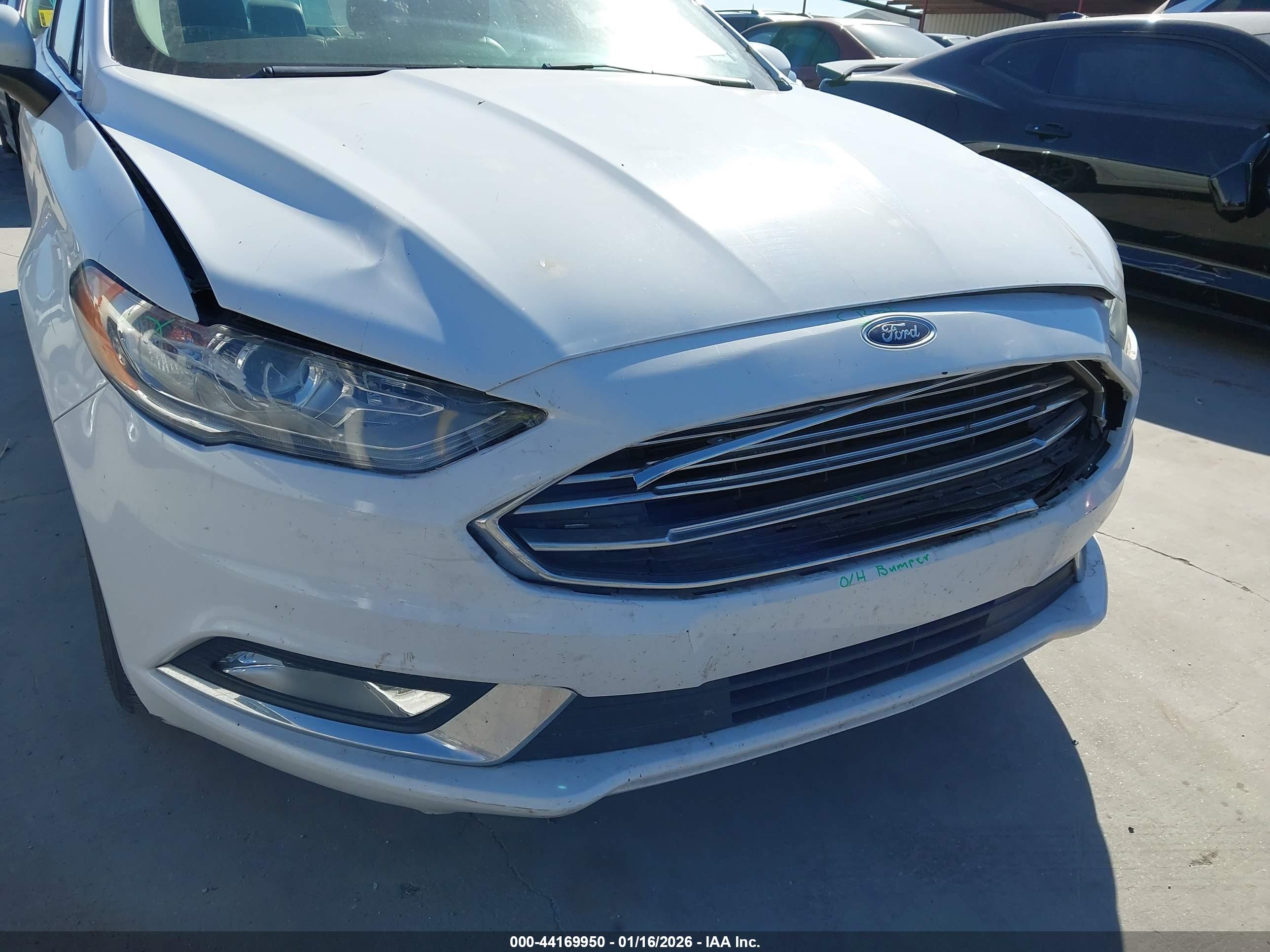 FORD FUSION image 6
