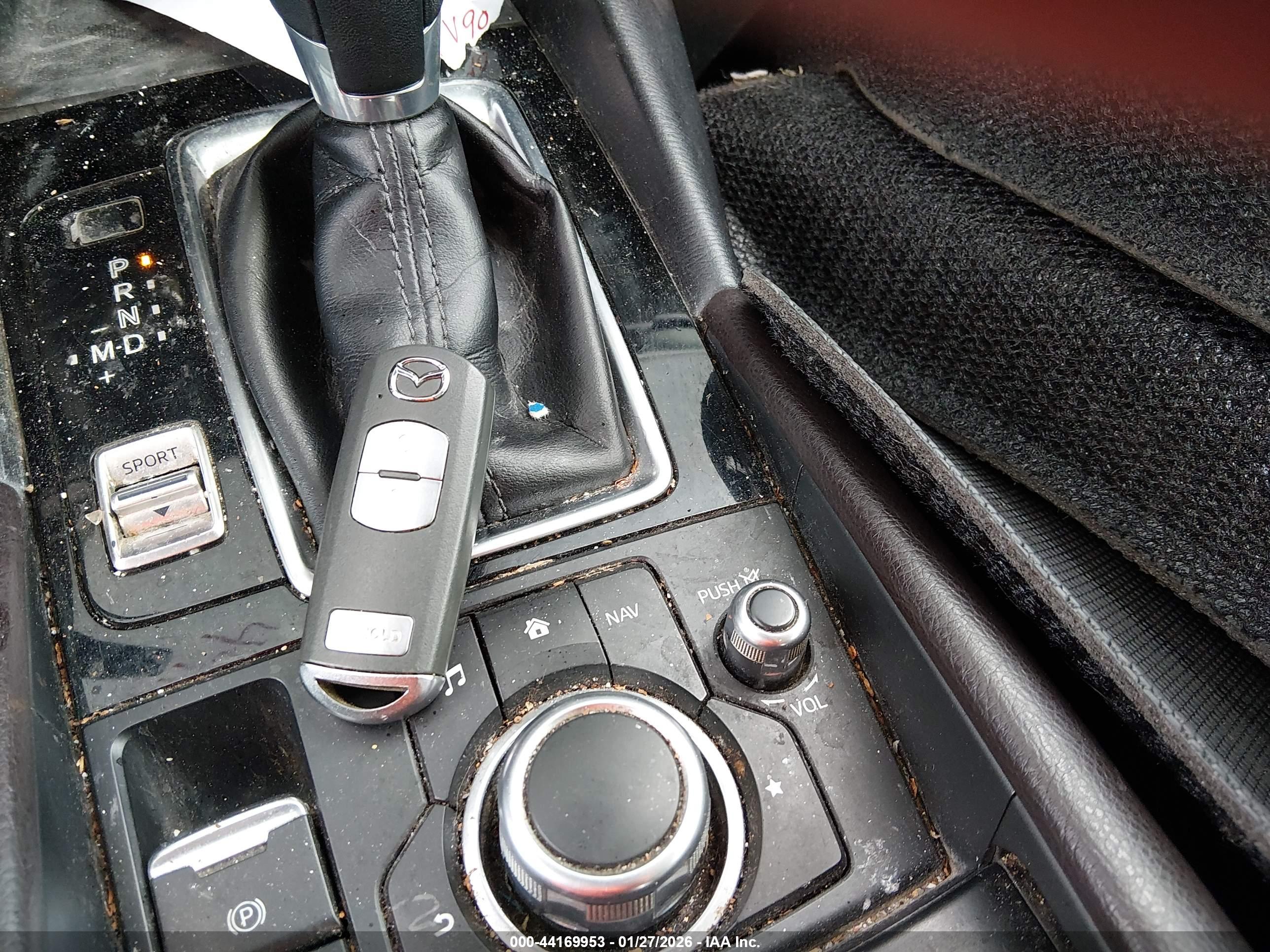 MAZDA MAZDA3 image 11