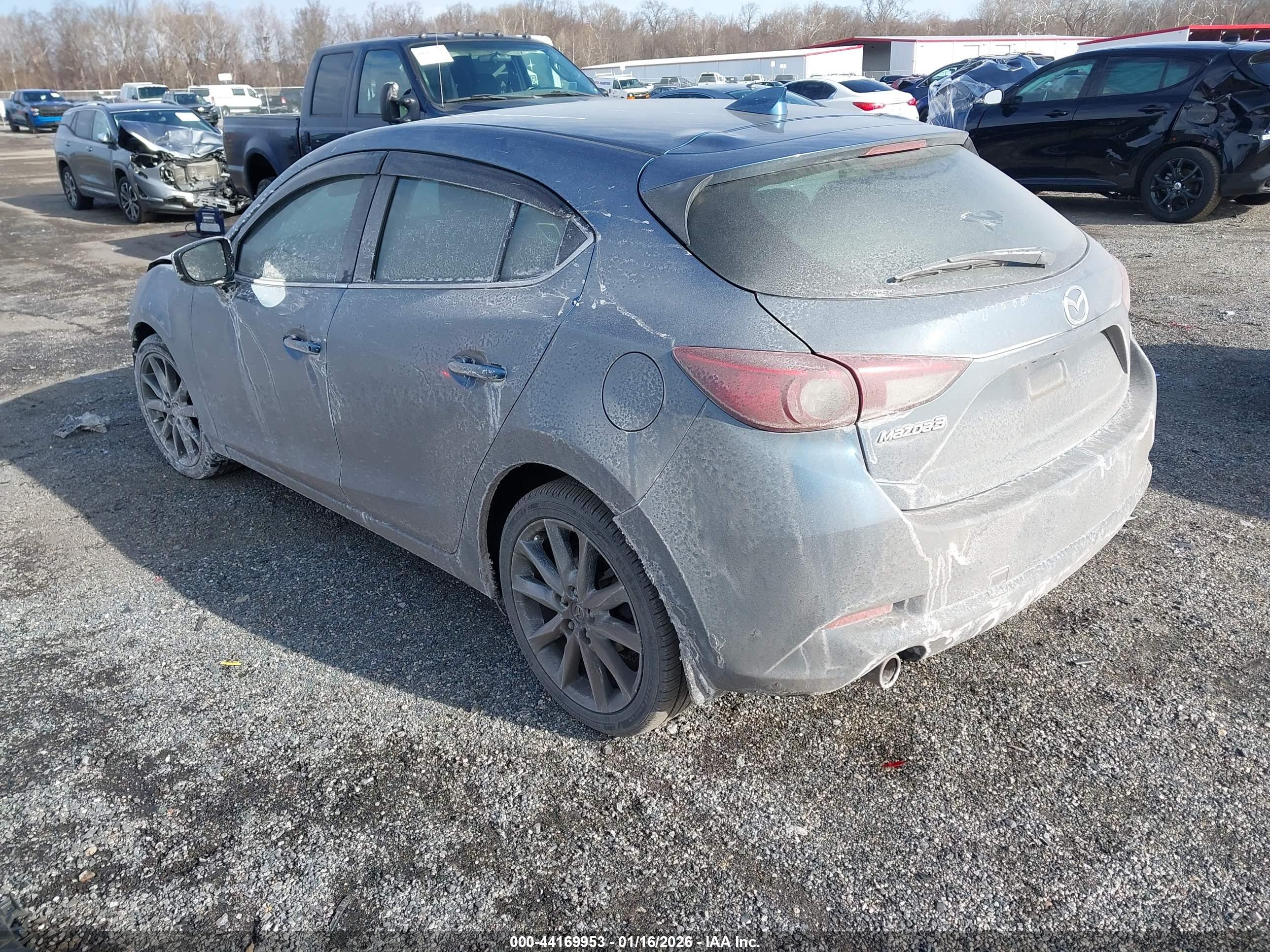 MAZDA MAZDA3 image 3